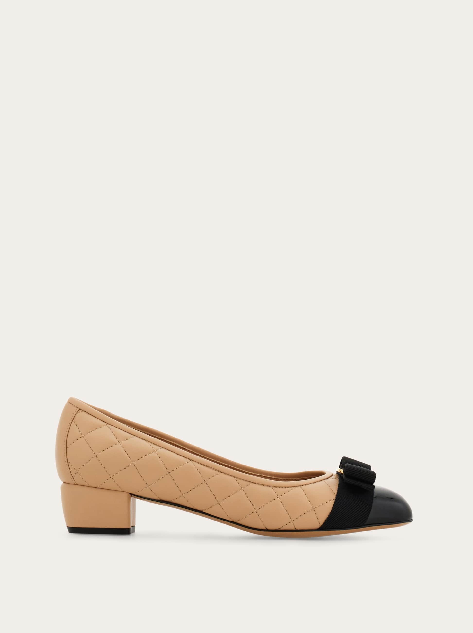 Salvatore Ferragamo Donna DÃ©colletÃ© fiocco Vara Nero Taglia 35.5