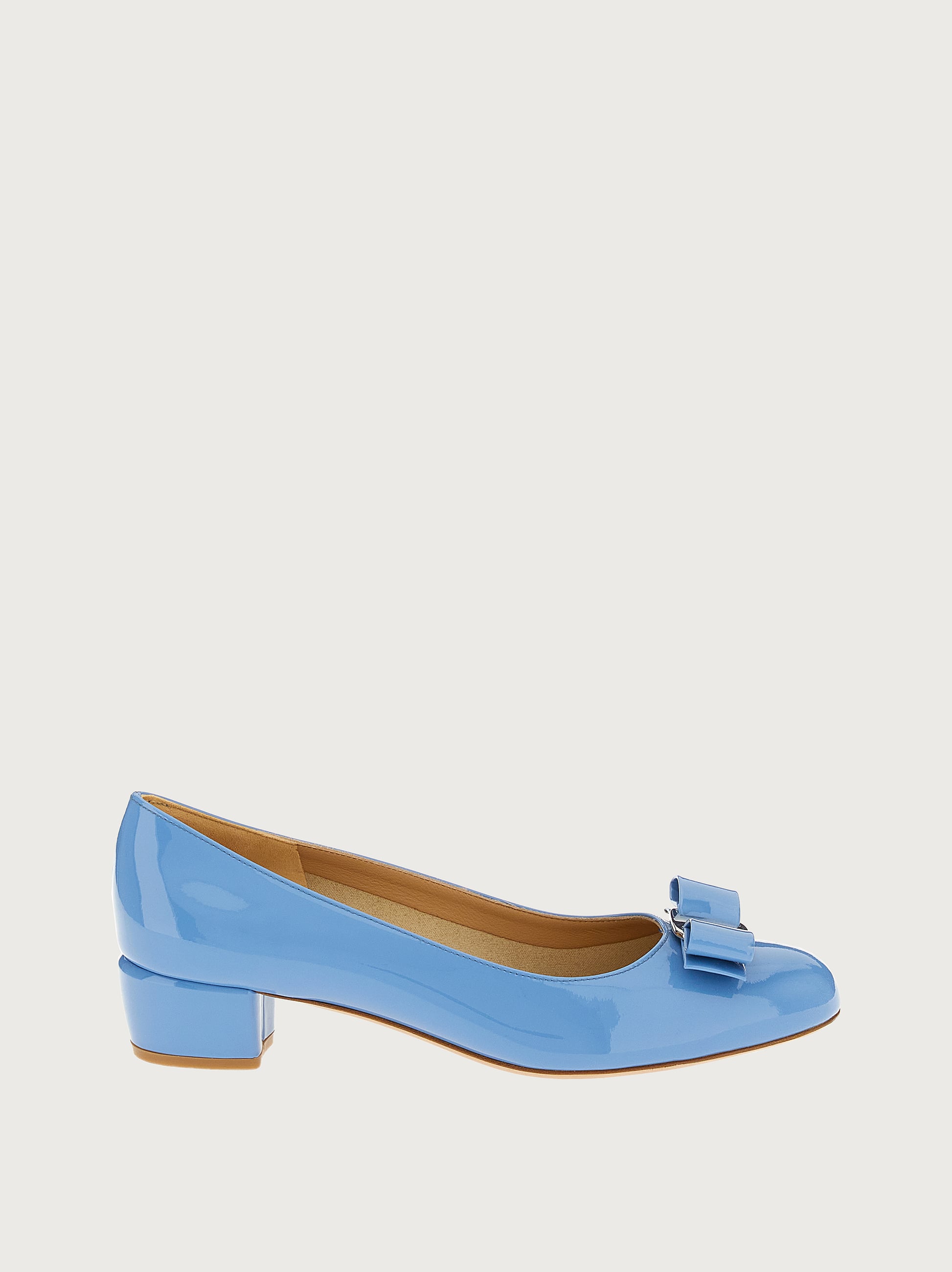 Ferragamo Kitten Heel Pumps In Blue