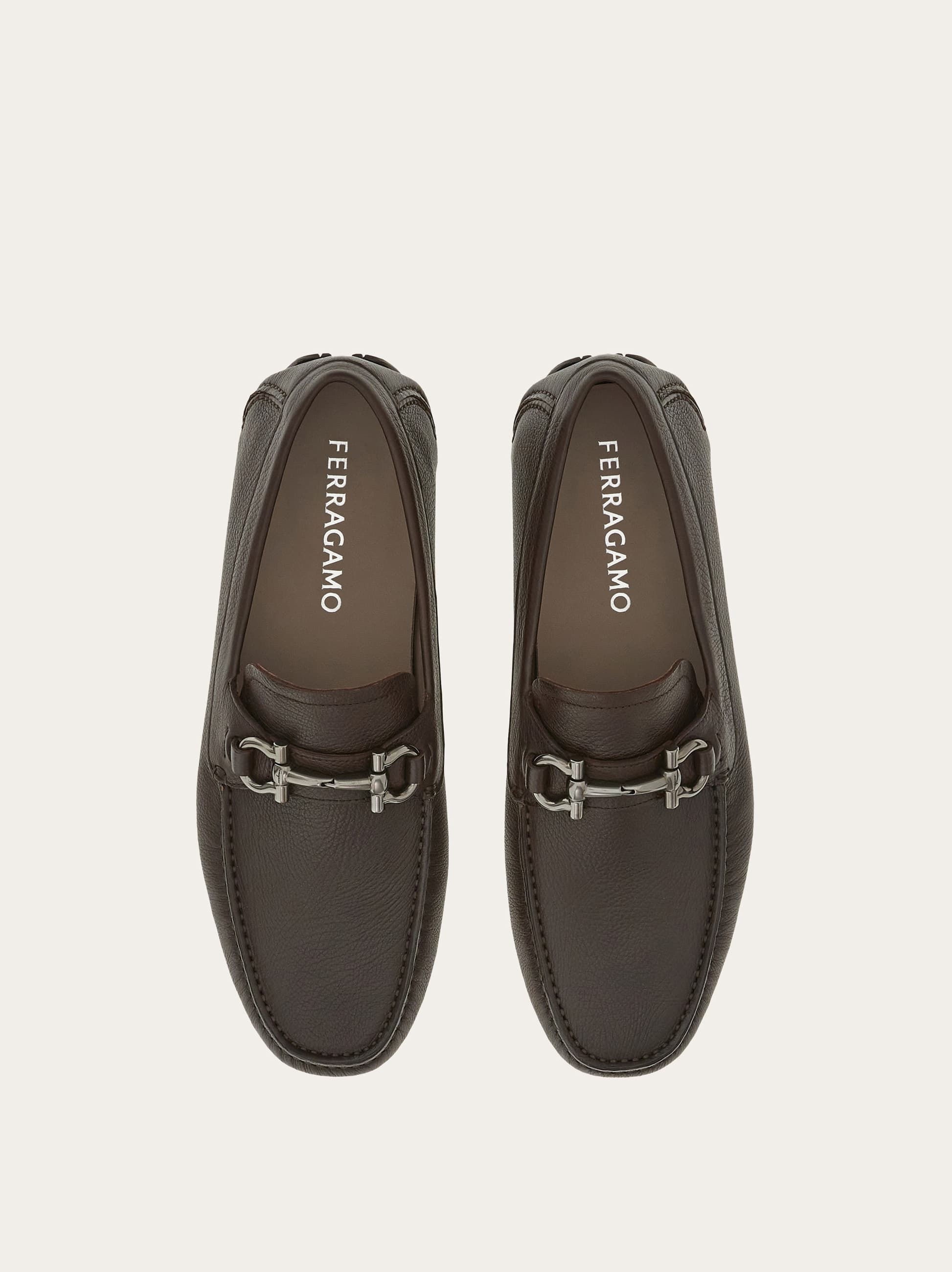  Ferragamo Herren Driver-mokassin Mit Gancini-ornament Braun Größe 42.5 
