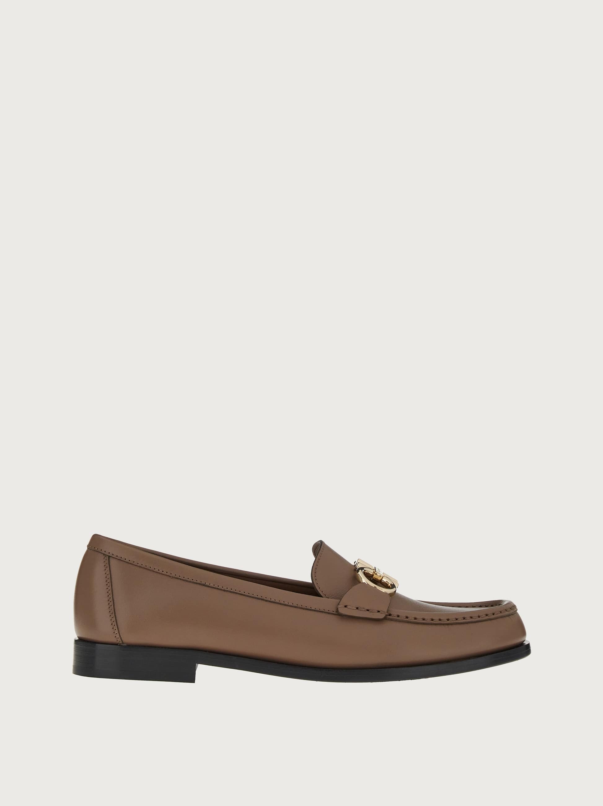 Ferragamo Gancini Loafer In Brown