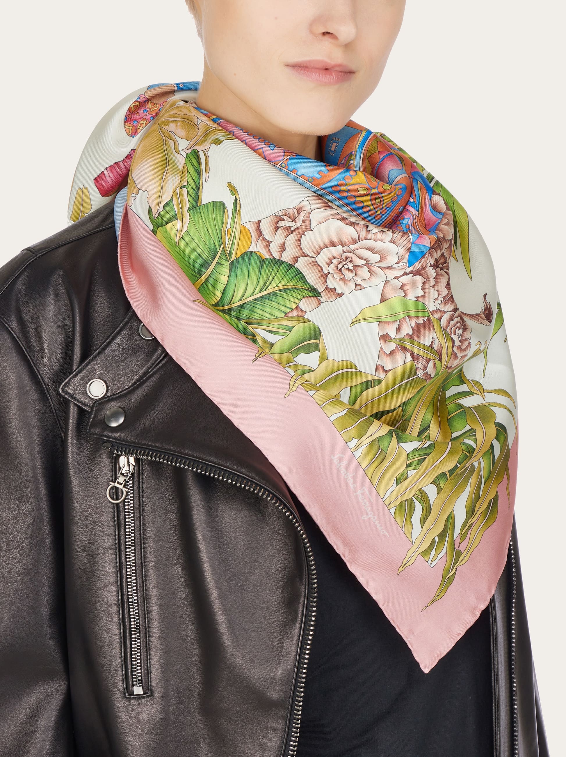  Ferragamo Damen Doubleface-seidenhalstuch Mit Indien-print Mehrfarbig 