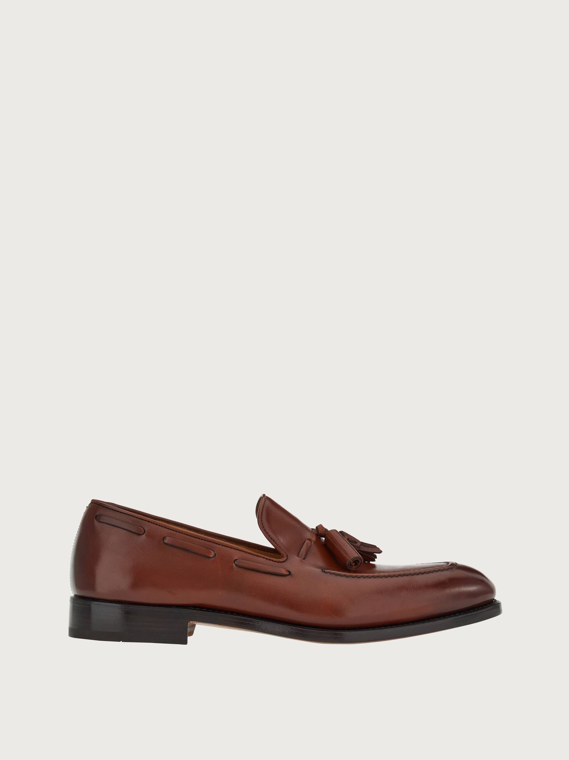 Ferragamo Loafer With Tassels In Brown