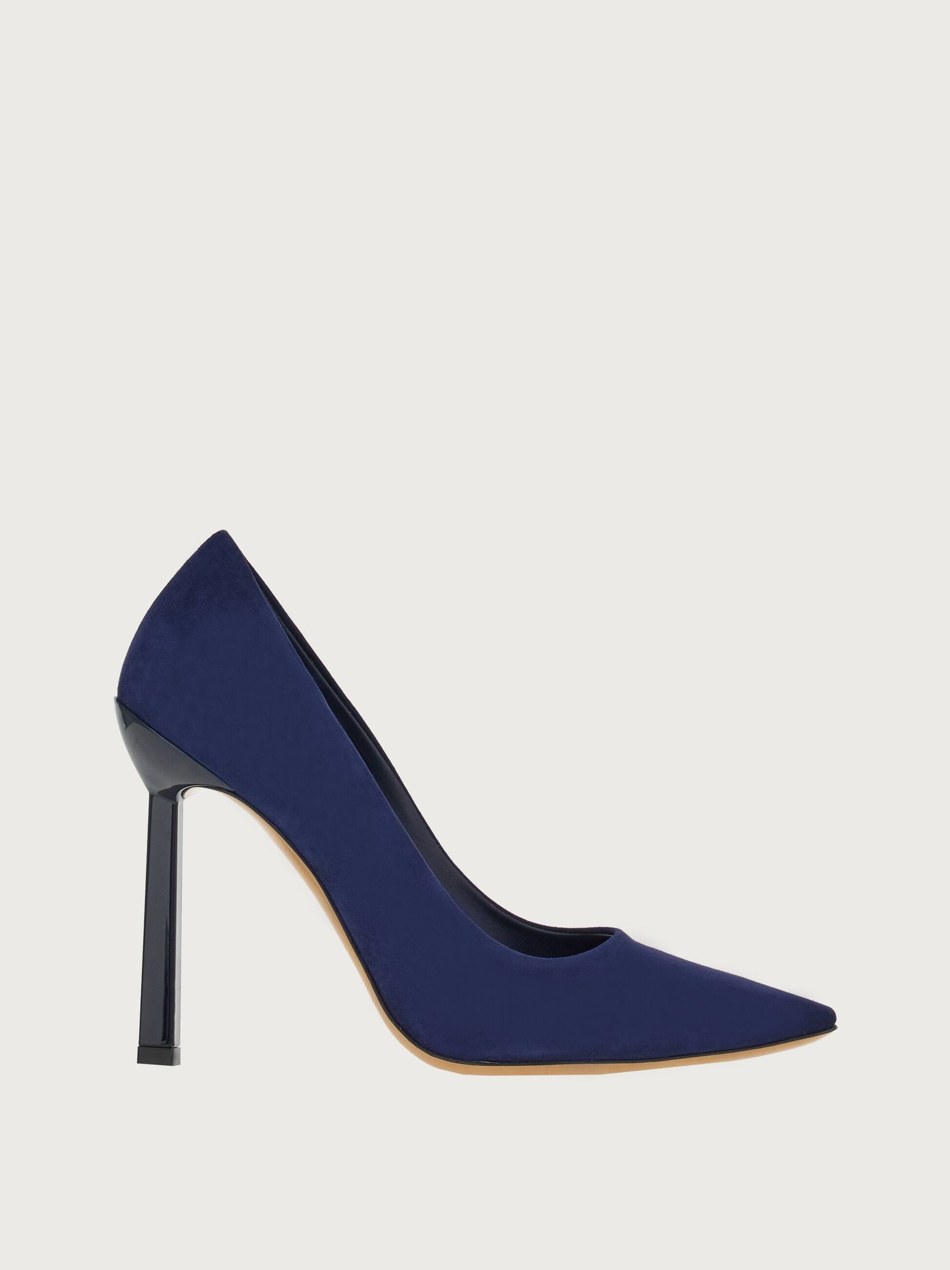 Ferragamo Pump Shoe In Blue