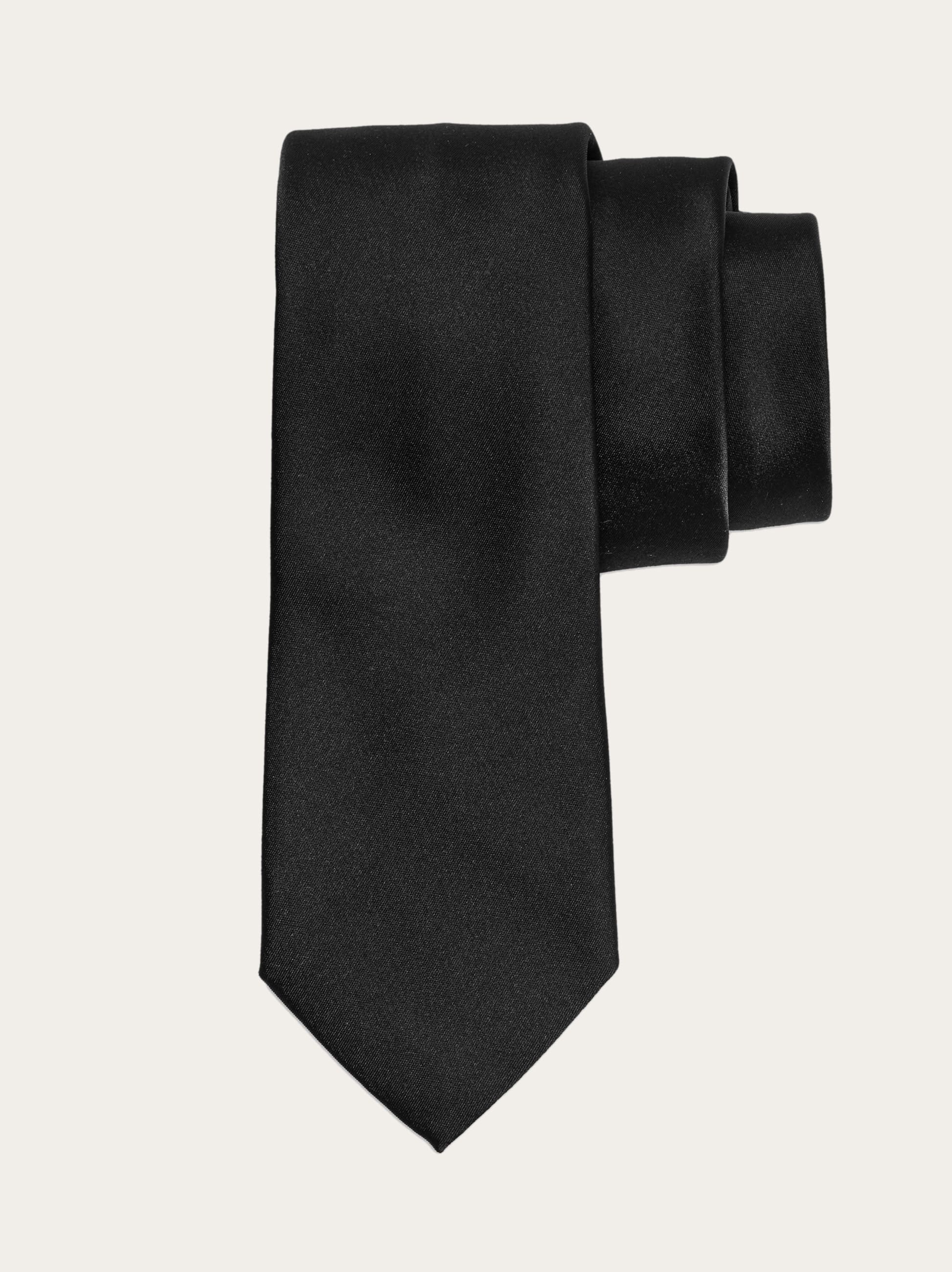 Ferragamo Silk Tie In Black