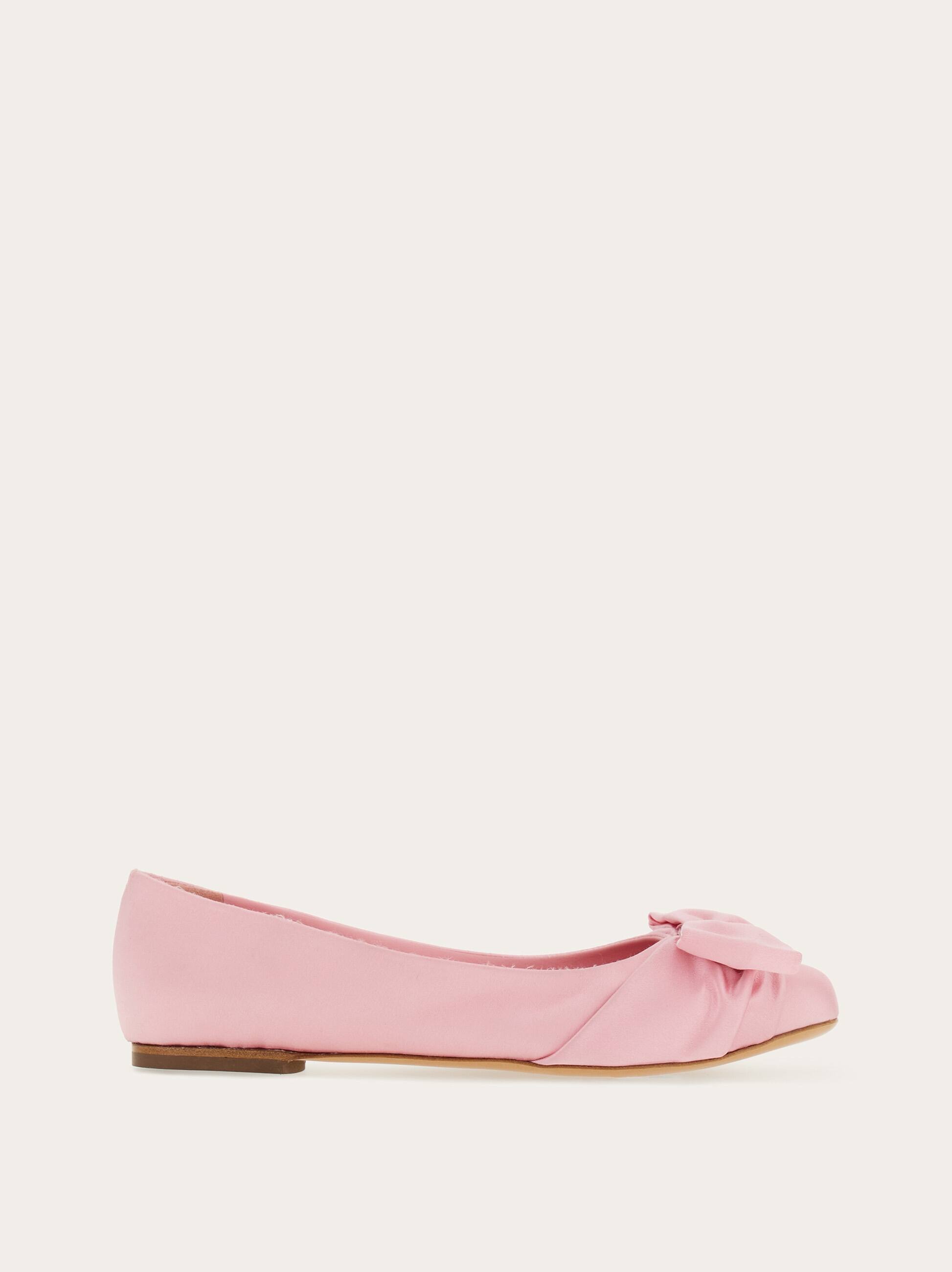 Ferragamo Vara Bow-detailing Leather Loafers In Pink