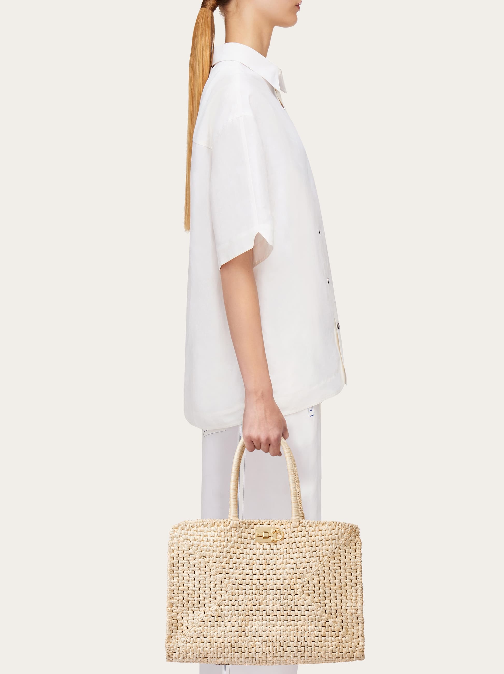  Ferragamo Damen Ferragamo Studio Box Bag (xl) Beige 