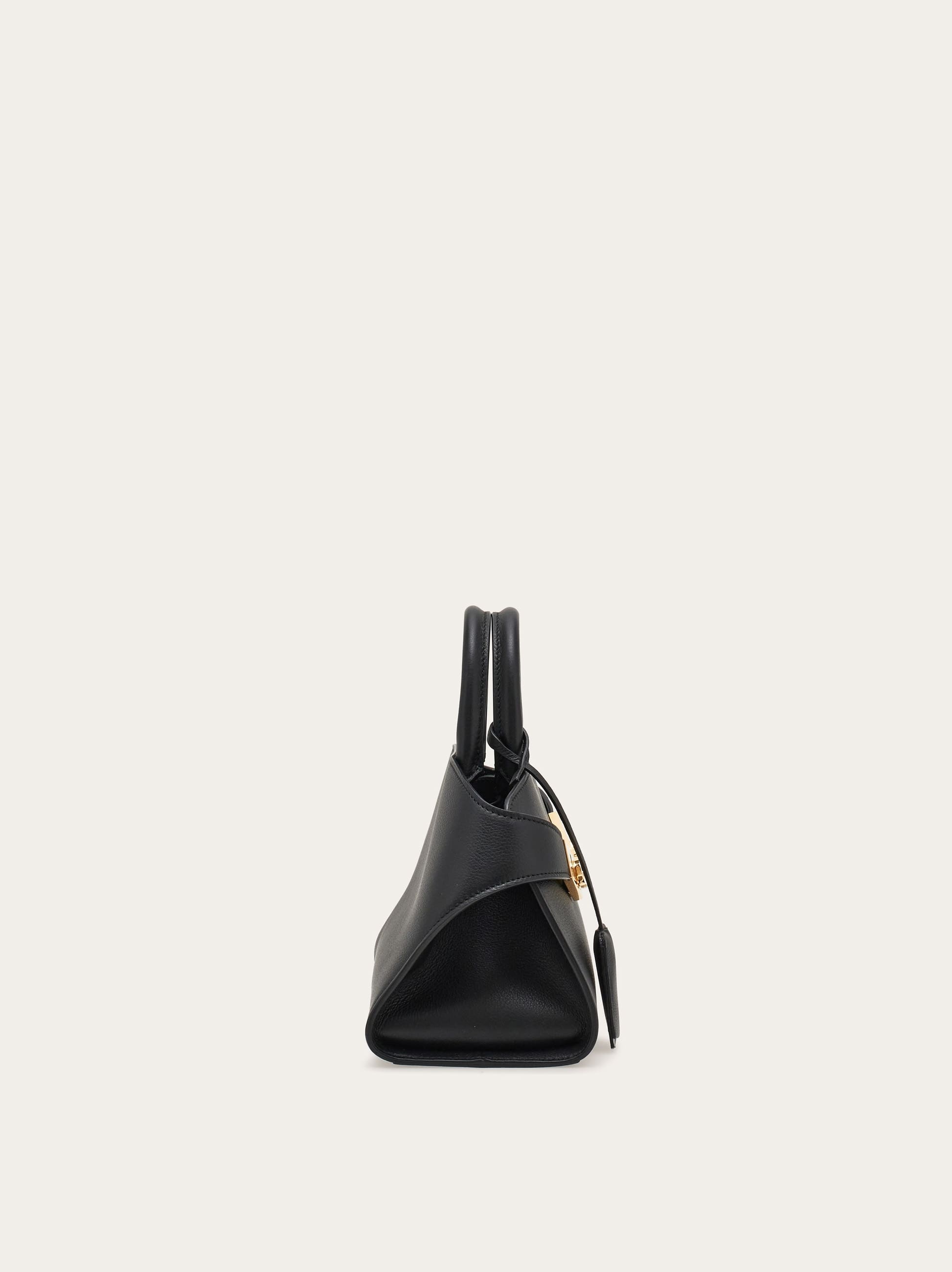  Ferragamo Damen Hug Handtasche (xs) Schwarz 