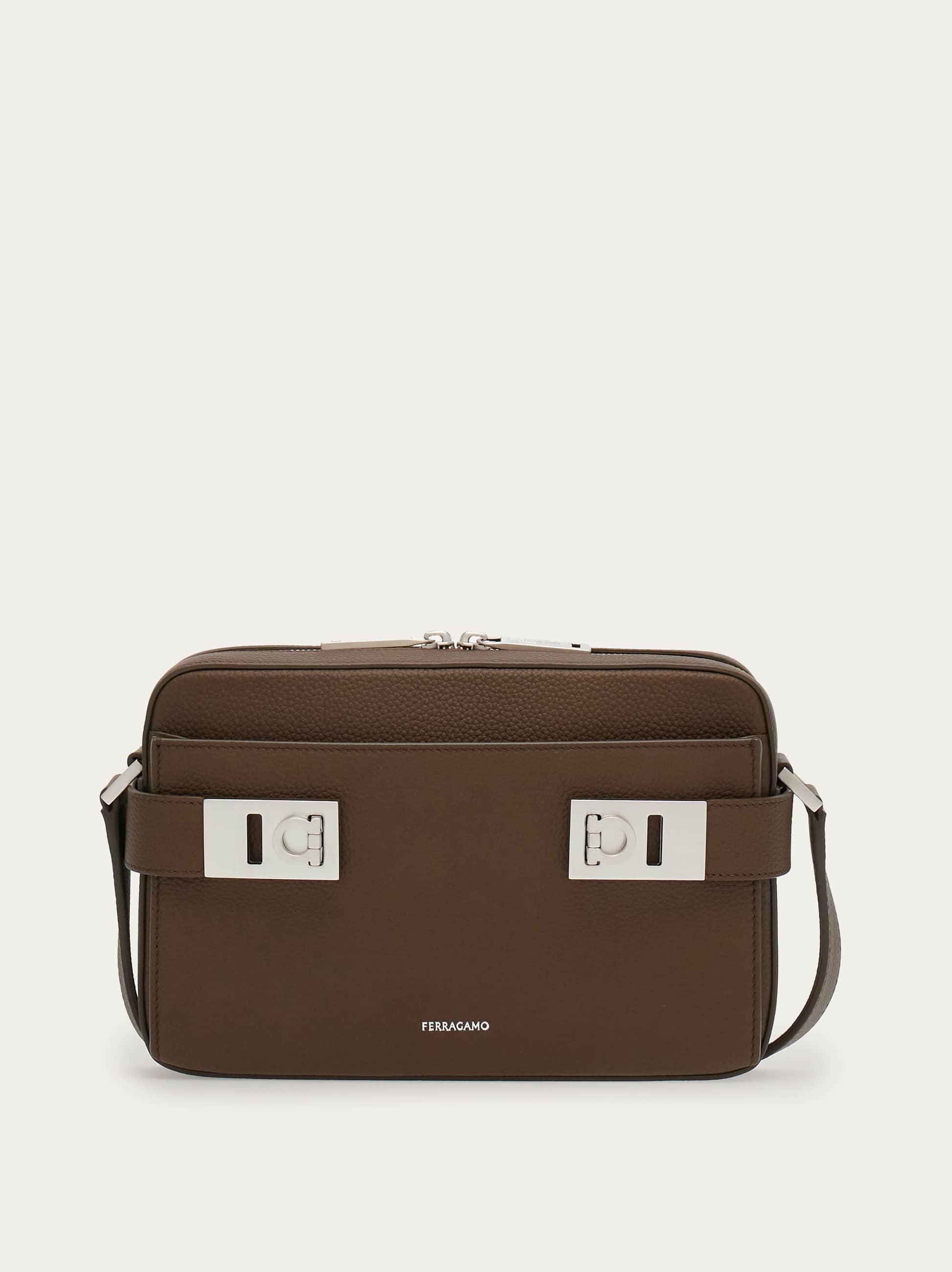 Ferragamo Uomo Borsa a spalla con fibbie Gancini Beige