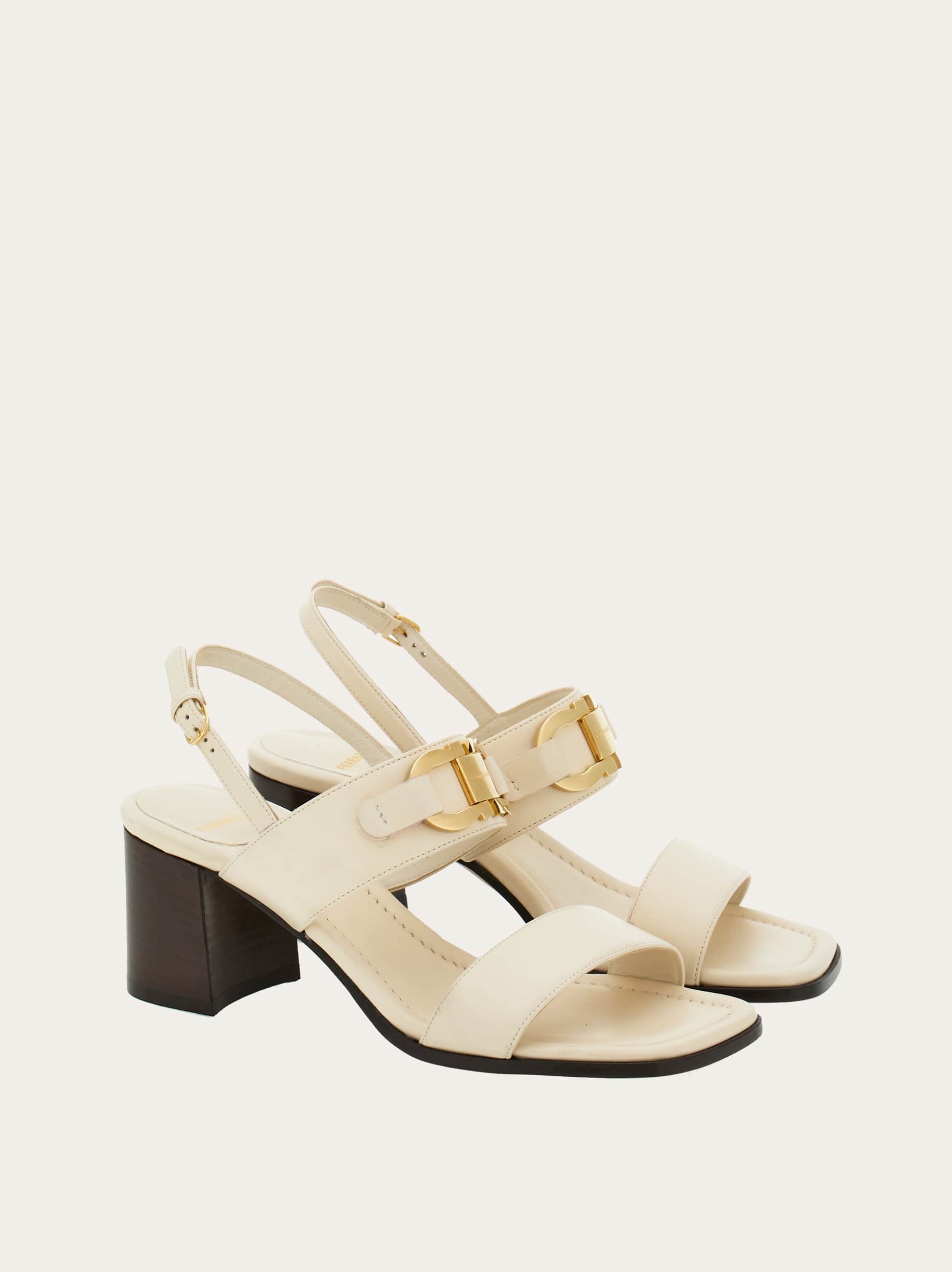  Ferragamo Damen Gancini Sandale Weiß Größe 35 