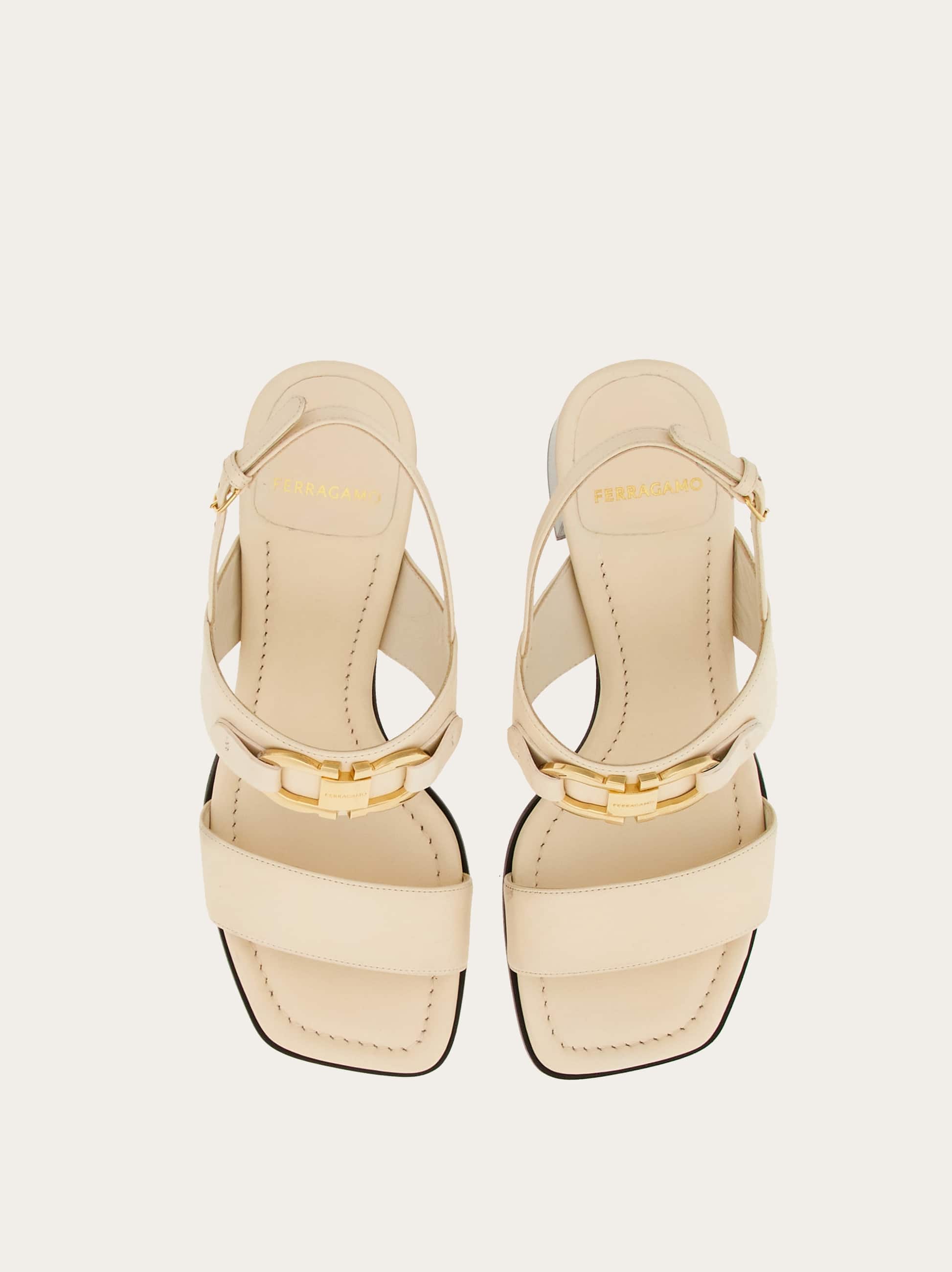  Ferragamo Damen Gancini Sandale Weiß Größe 35 