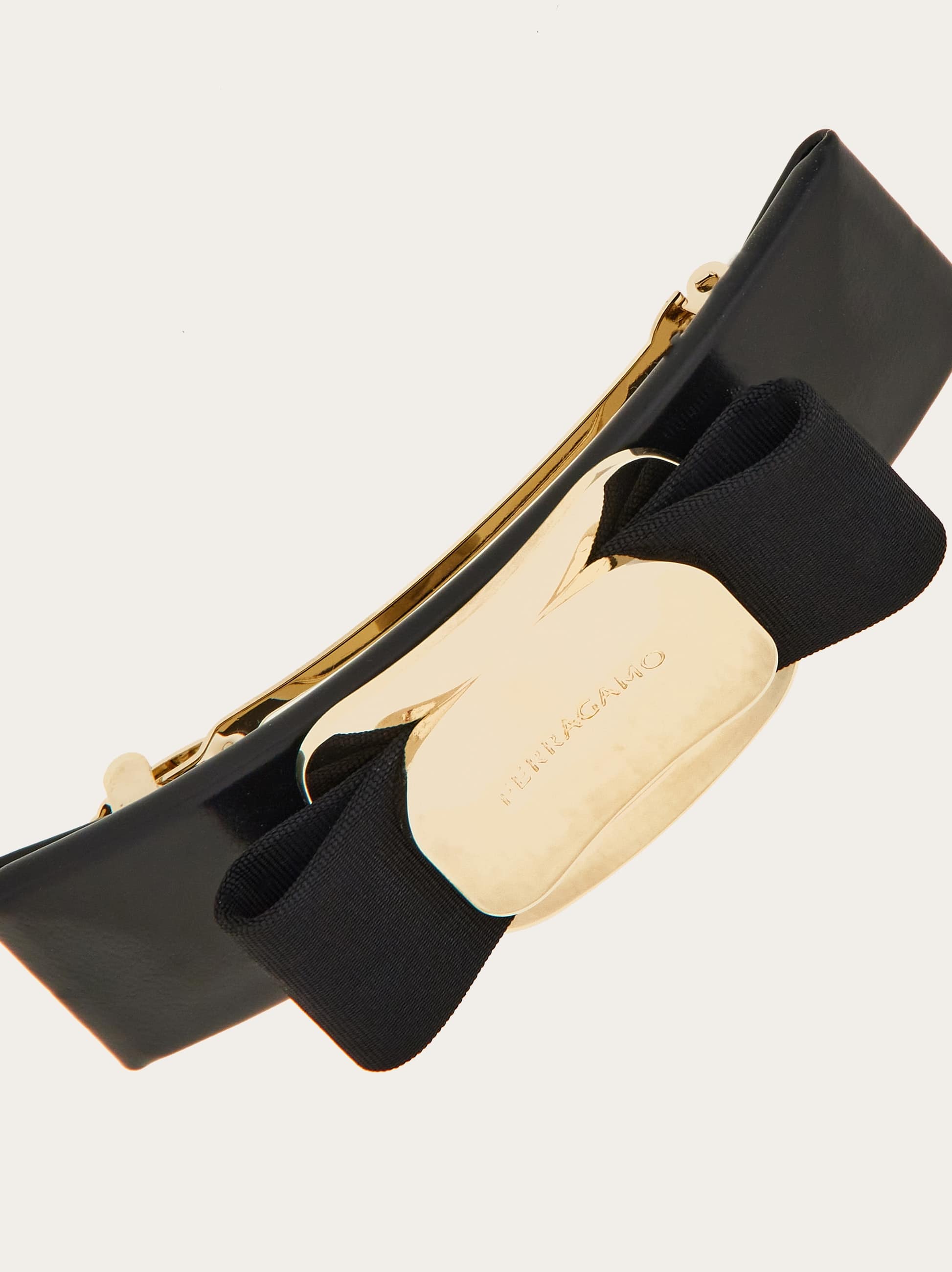 Ferragamo Hair Clip With New Vara Plate In Black