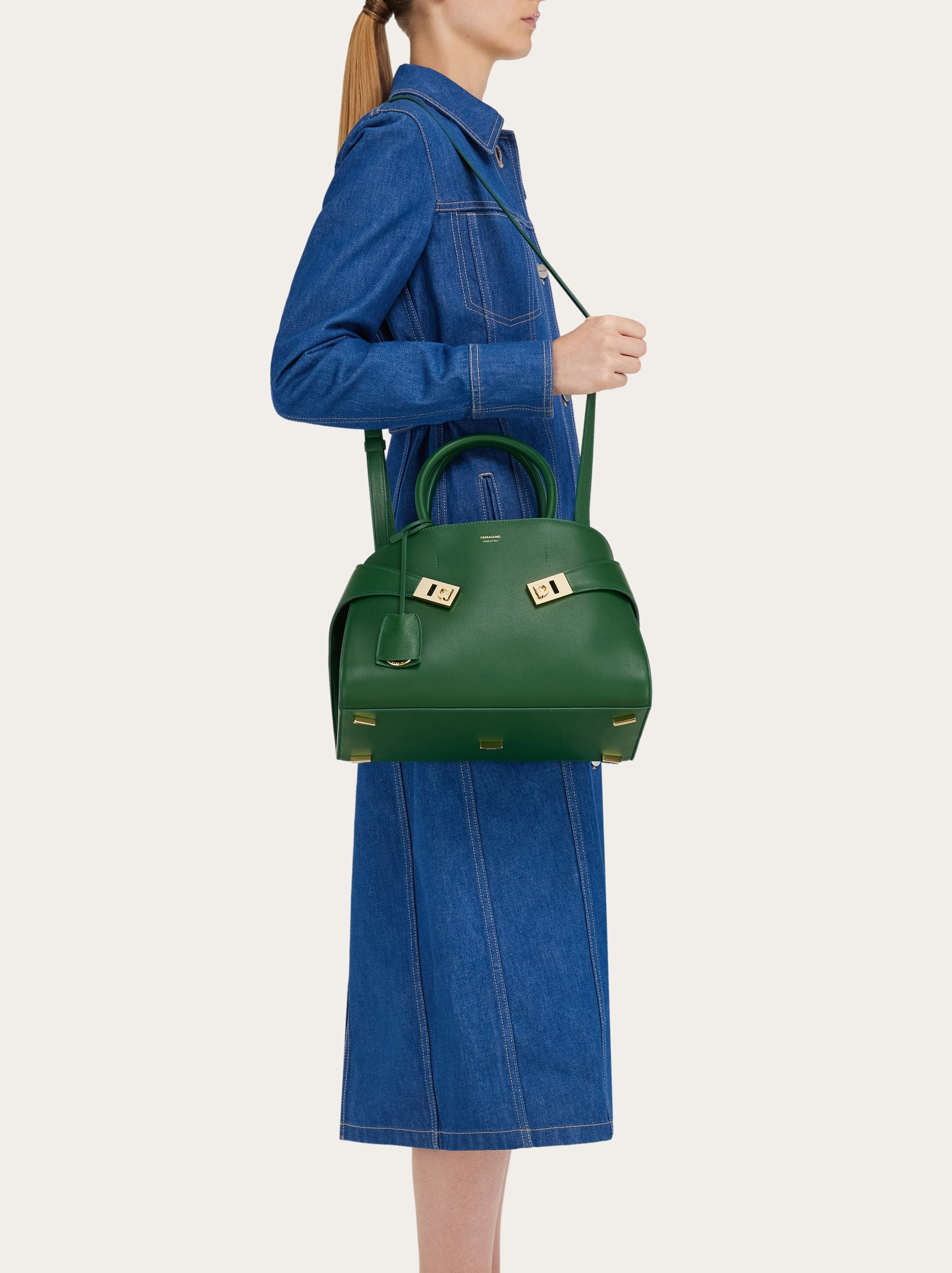  Ferragamo Damen Hug Handtasche (m) Grün 