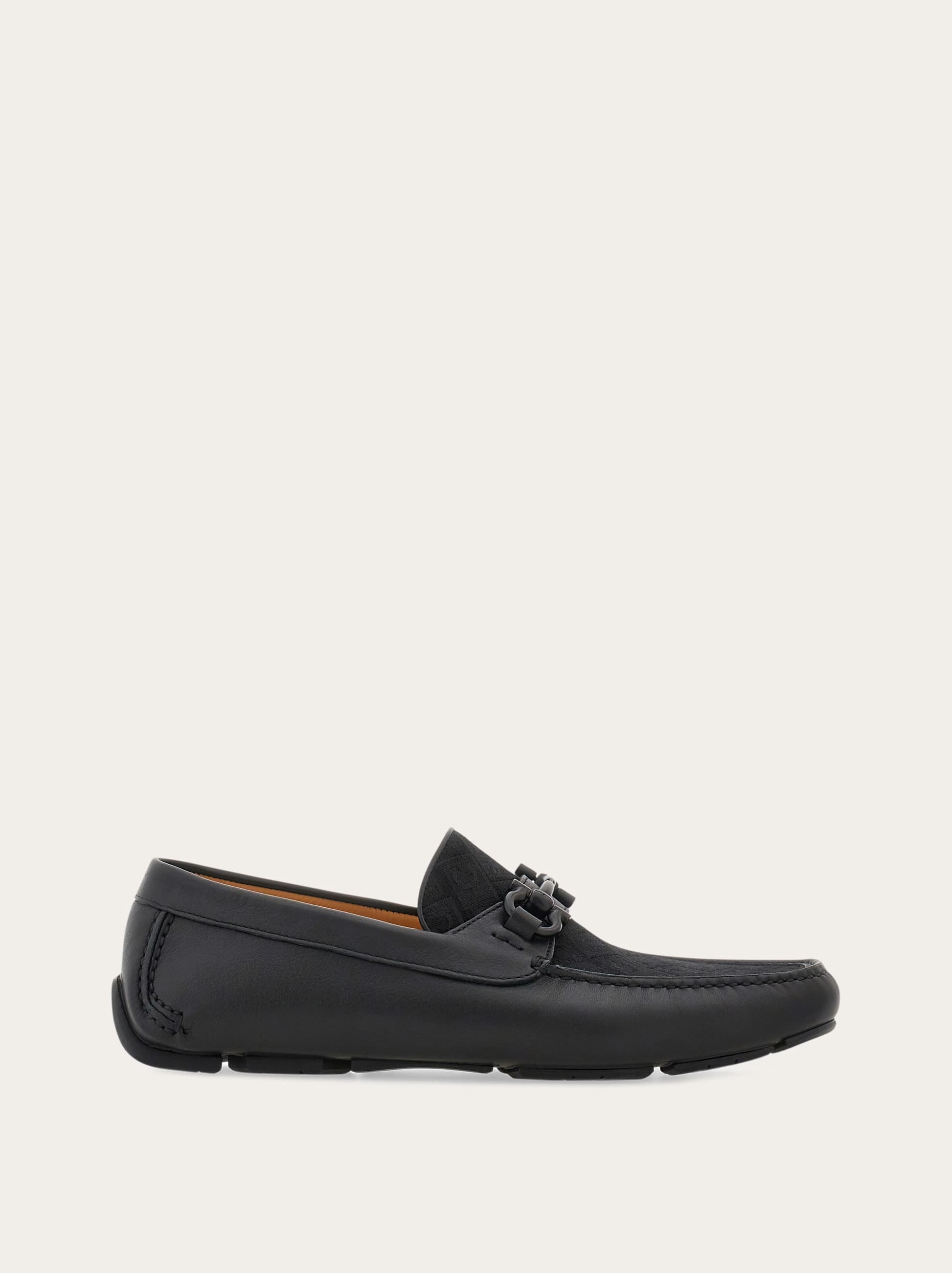 Ferragamo Uomo Driver ornamento Gancini Nero Taglia 43