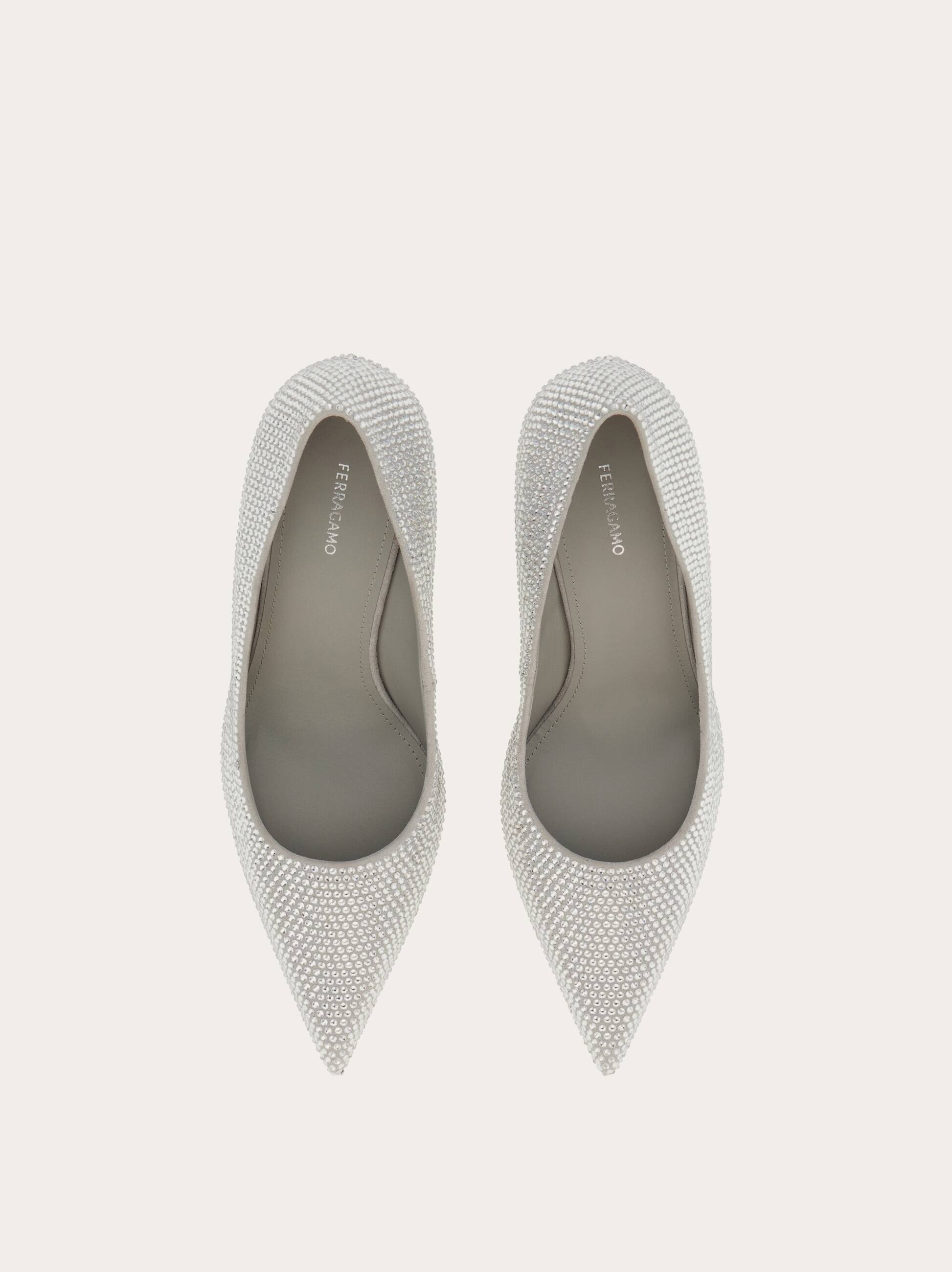  Ferragamo Damen Pumps Mit Kristallen Weiß Größe 36.5 