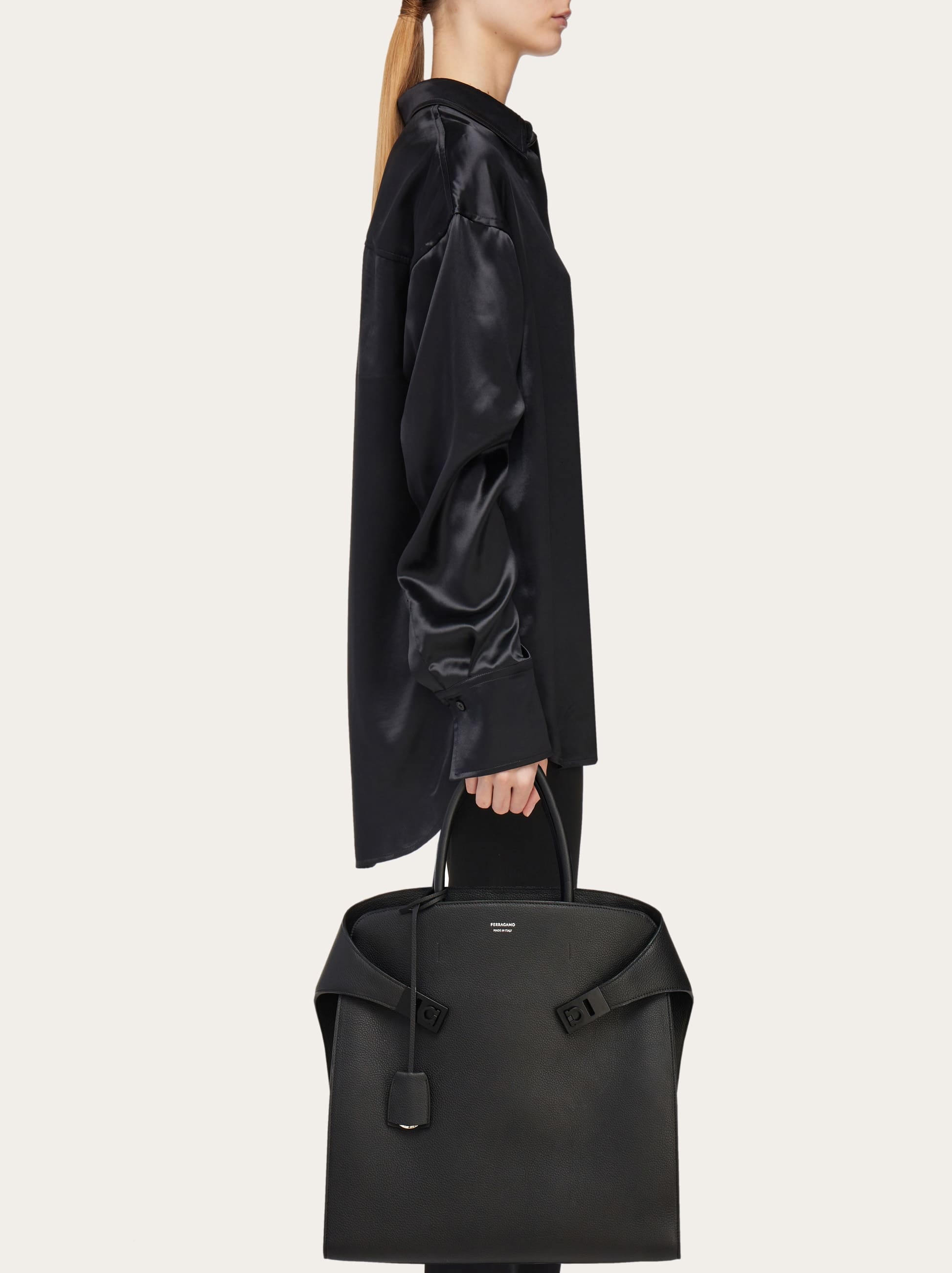  Ferragamo Herren Hug Totebag Schwarz 
