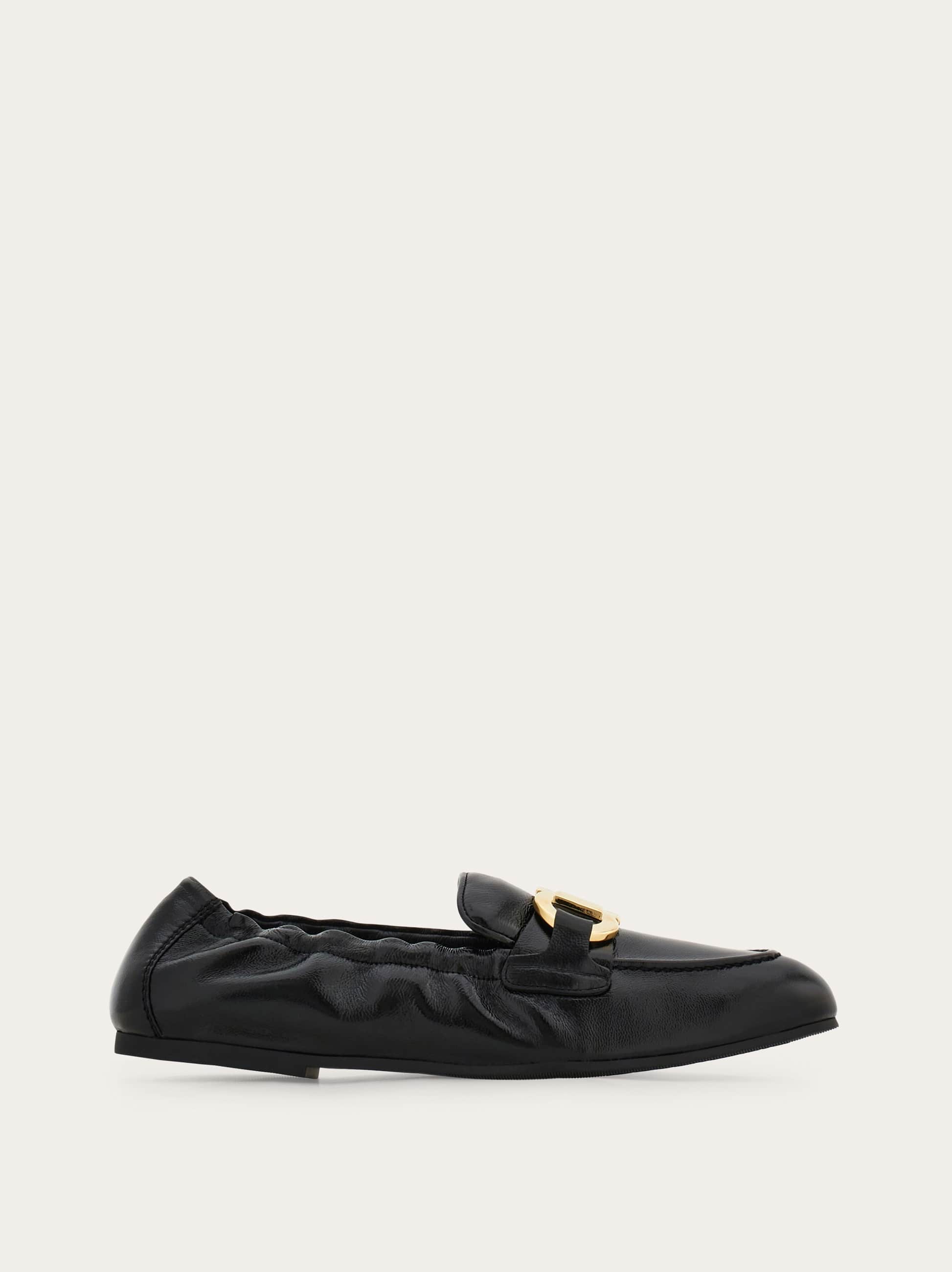 Ferragamo Gancini Leather Loafers With Round Toe In Black