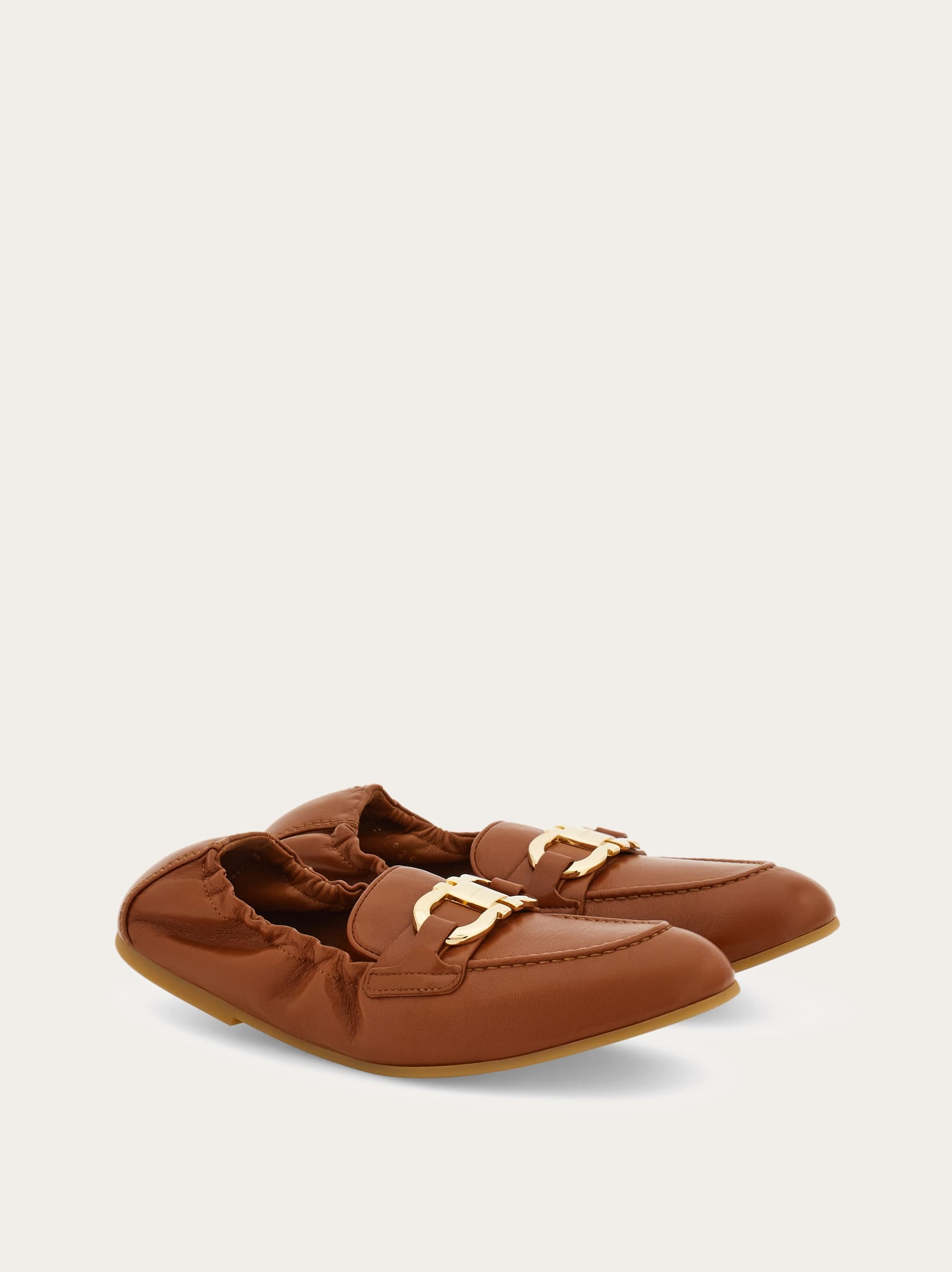 Ferragamo Gancini Loafers In Beige
