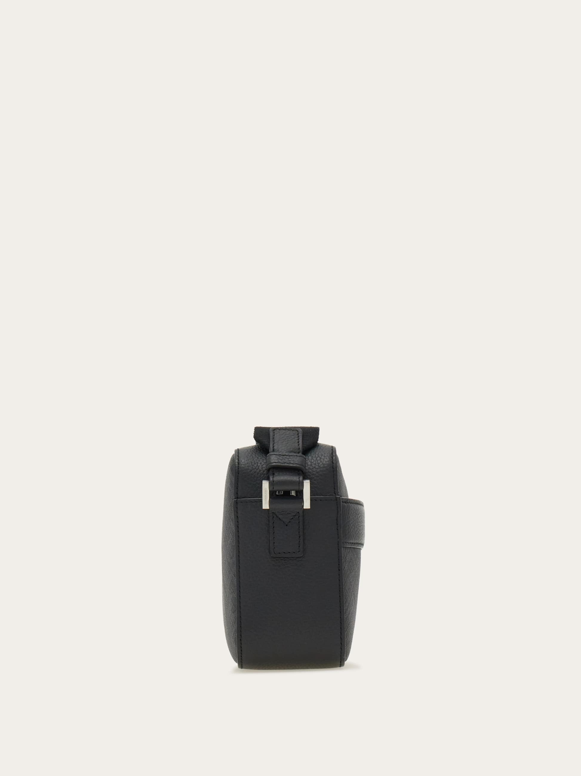  Ferragamo Herren Ferragamo Monogram Umhängetasche Schwarz 
