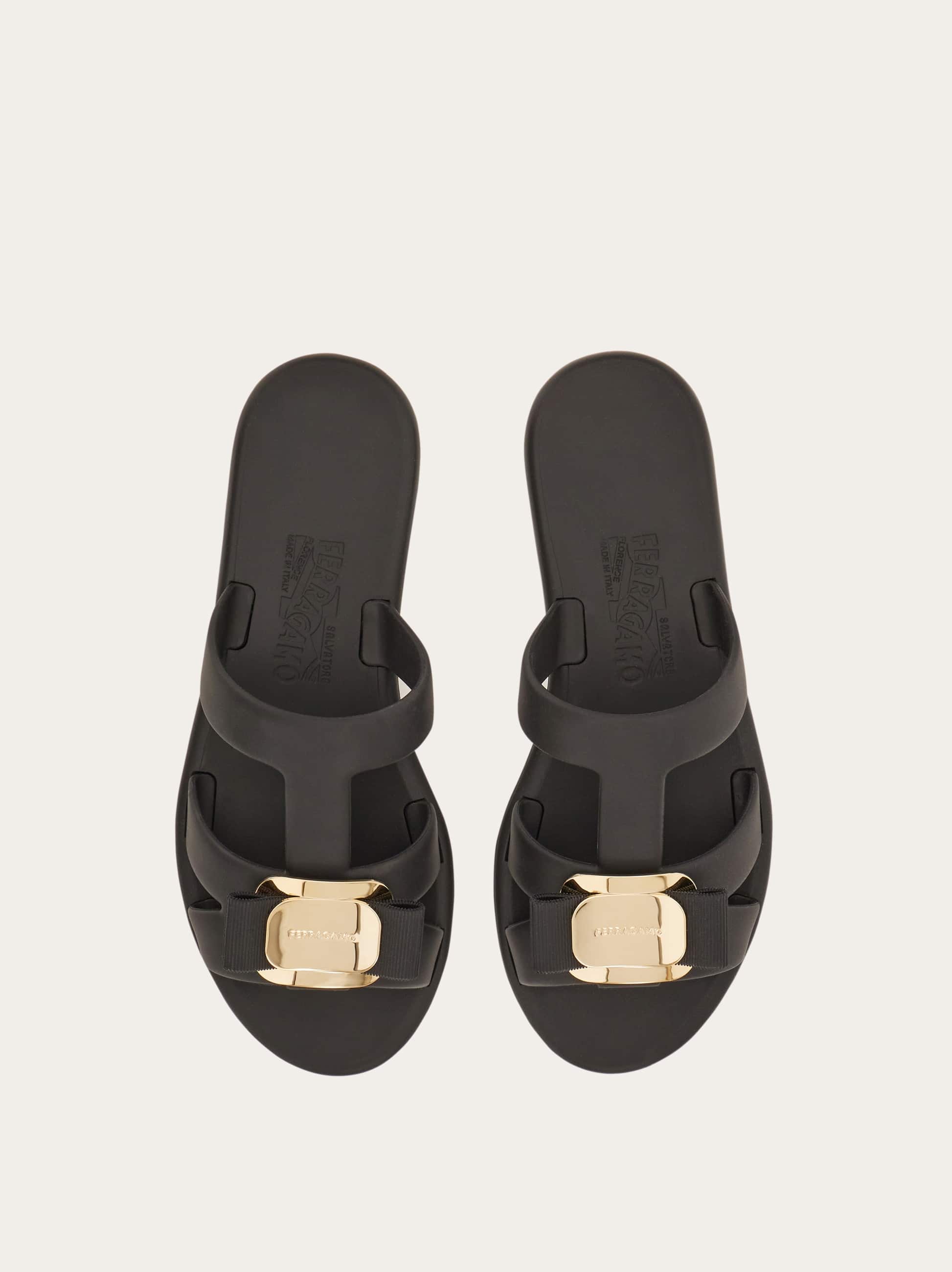  Ferragamo Damen New Vara Plate Pantolette Schwarz Größe 35.5 