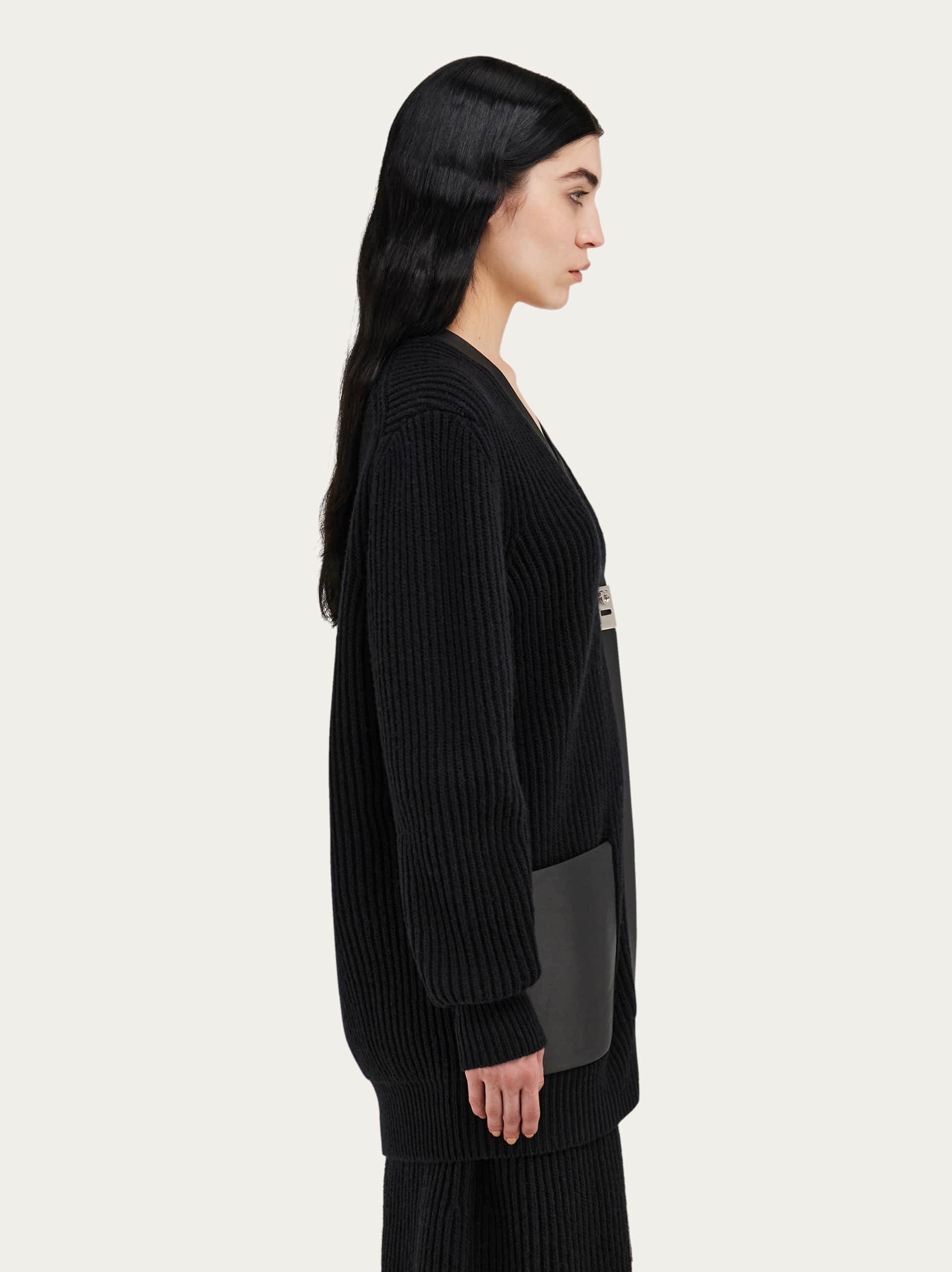  Ferragamo Damen Maxi-cardigan Mit Ledereinfassungen Schwarz 