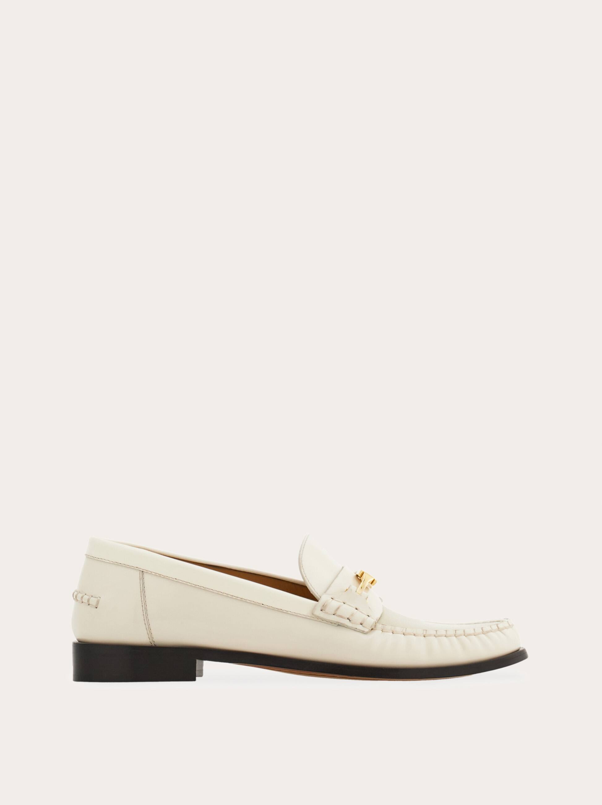 Ferragamo Harry Leather Loafers Hardware Toe In White