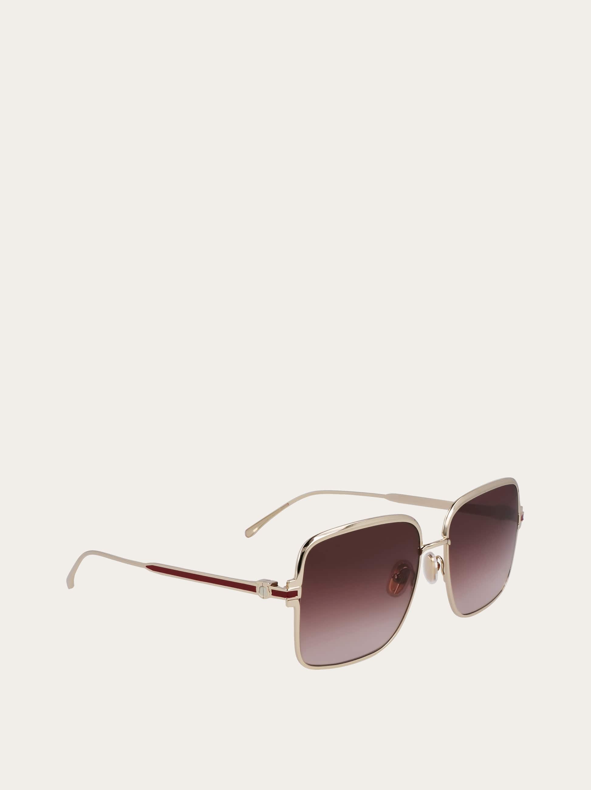  Ferragamo Women Rectangular Frame Sunglasses Gold 