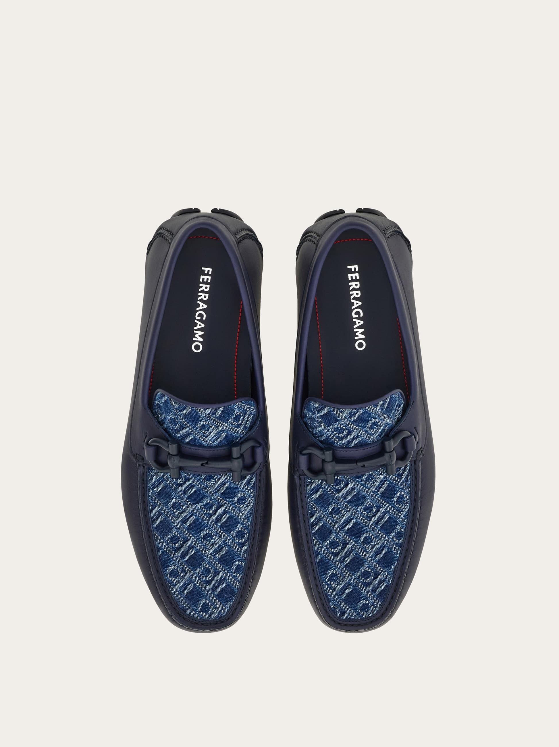 FERRAGAMO DRIVER WITH GANCINI ORNAMENT