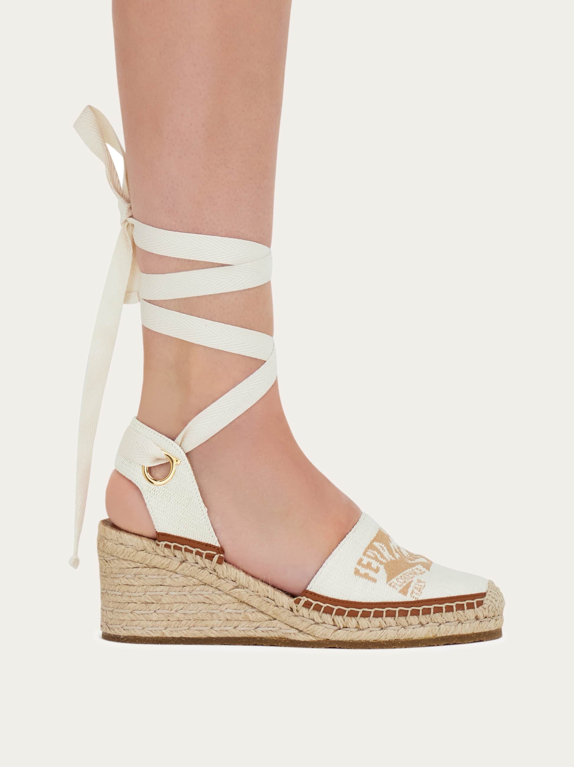  Ferragamo Damen Espadrilles Mit Absatz Beige Größe 35.5 