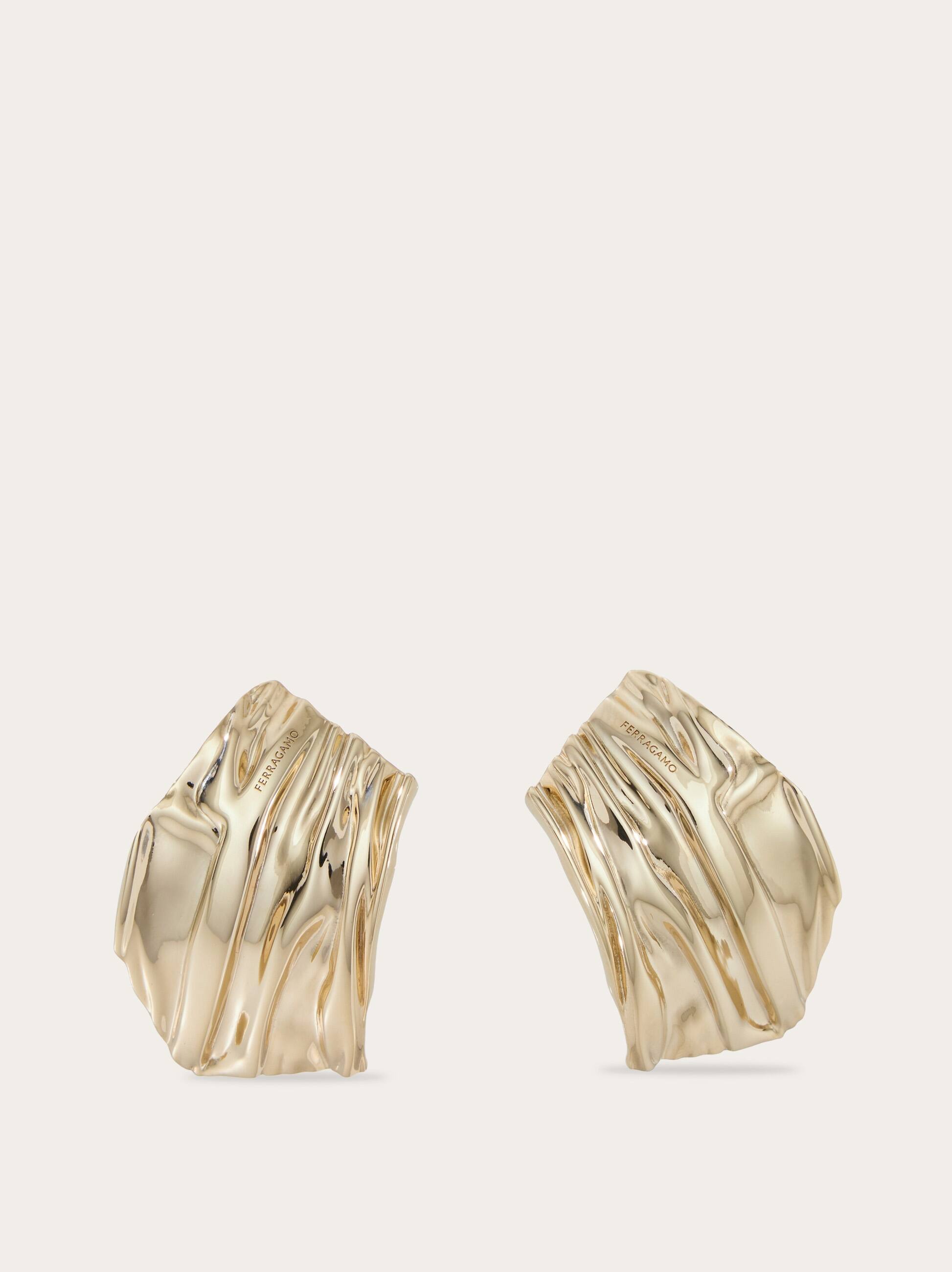 Ferragamo Asymmetric Draped Earring In Gold