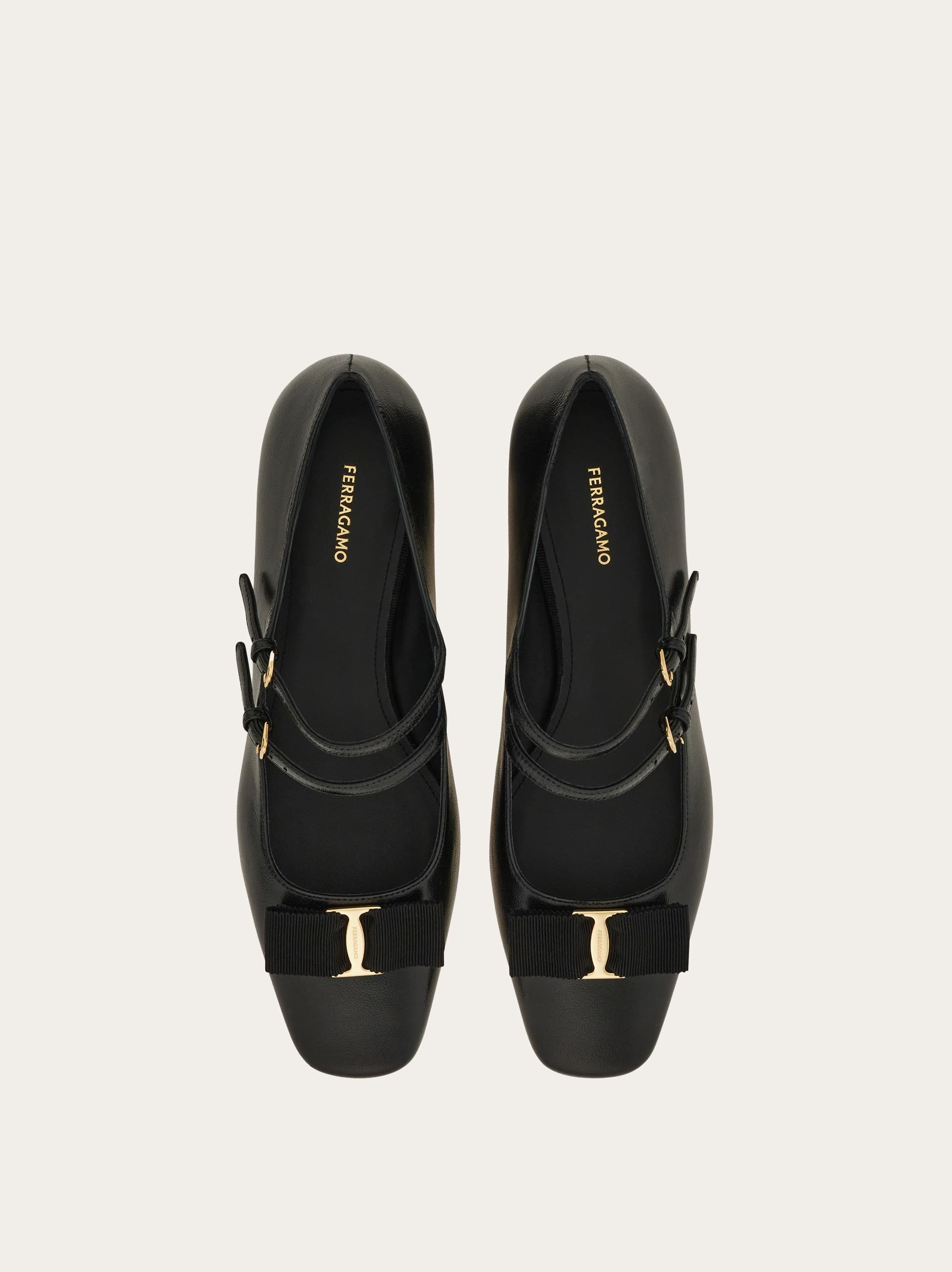 Ferragamo Vara Bow-embellished Patent-leather Mary Jane Pumps In Black
