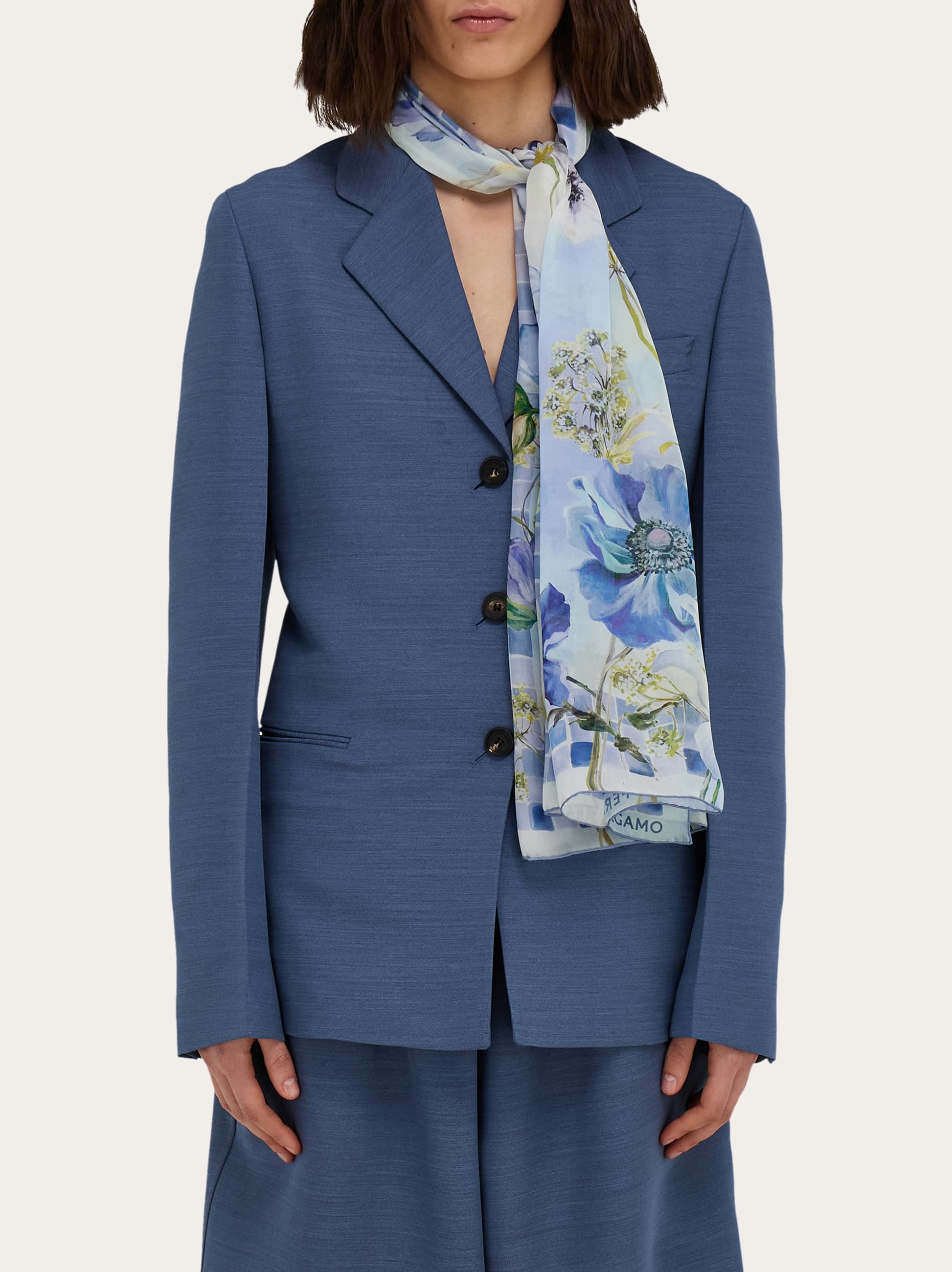 Ferragamo Écharpe En Soie Imprimé Fleurs Bleu