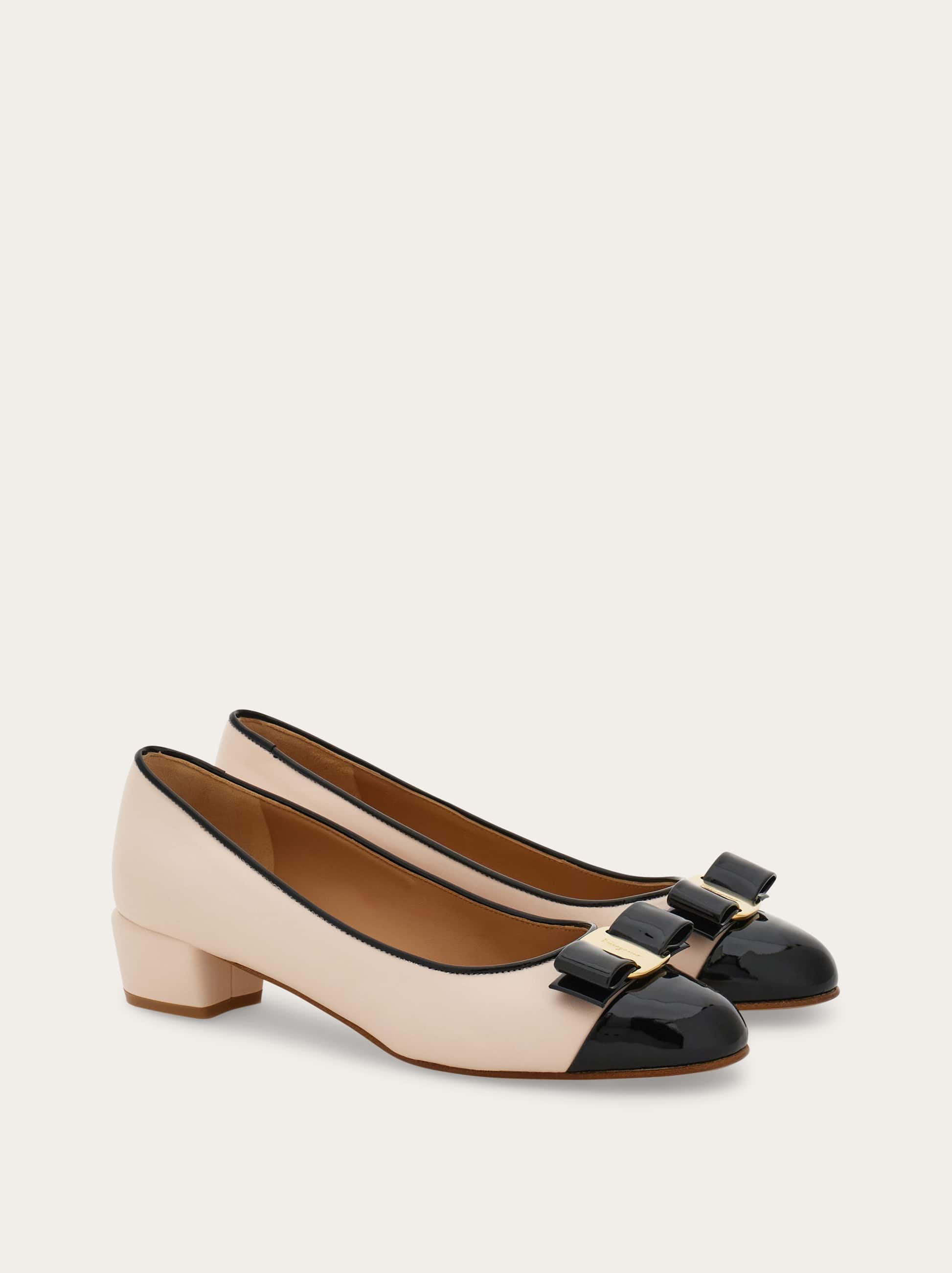 FERRAGAMO VARA PUMP