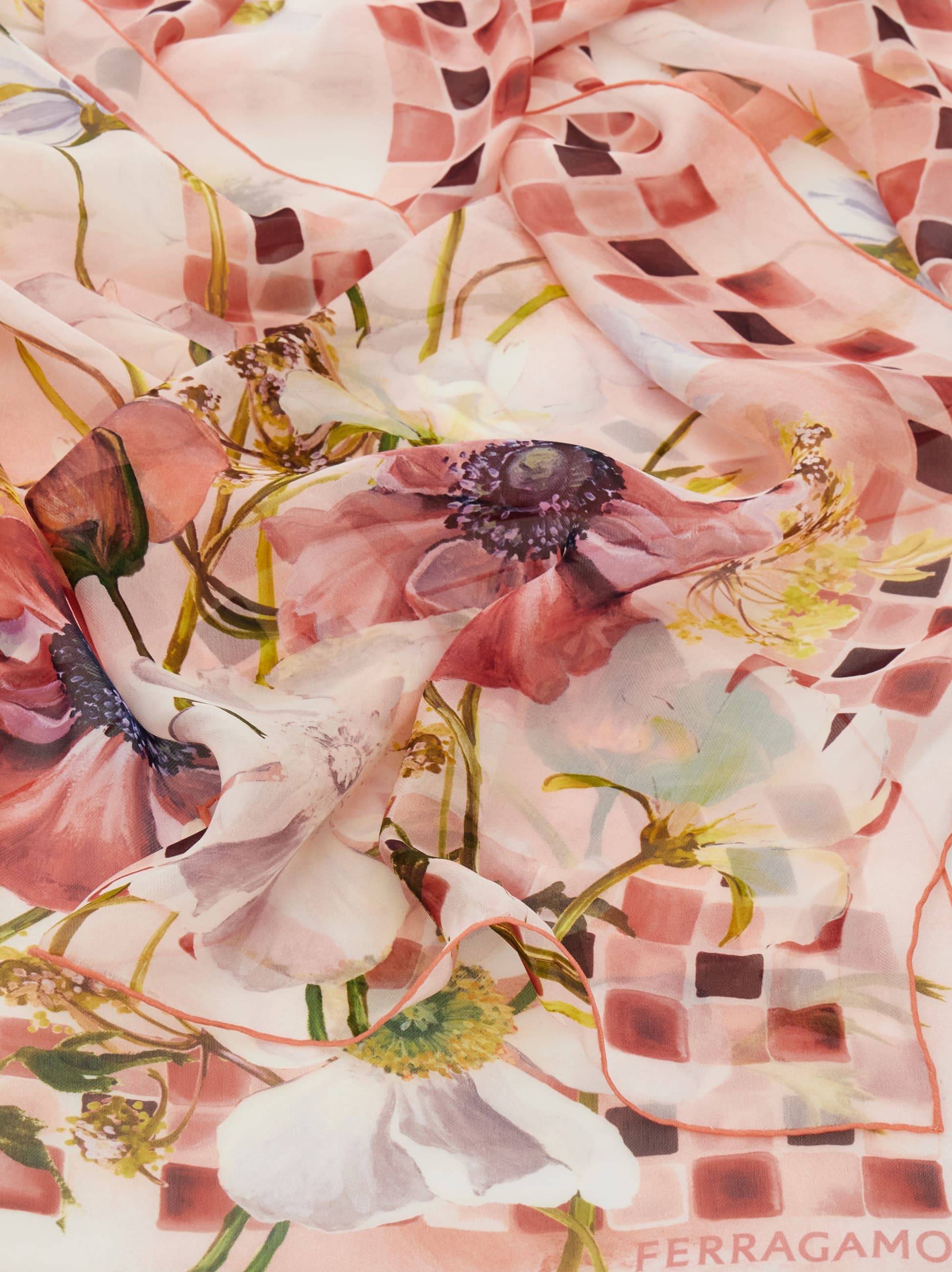 Ferragamo Écharpe En Soie Imprimé Fleurs Rose
