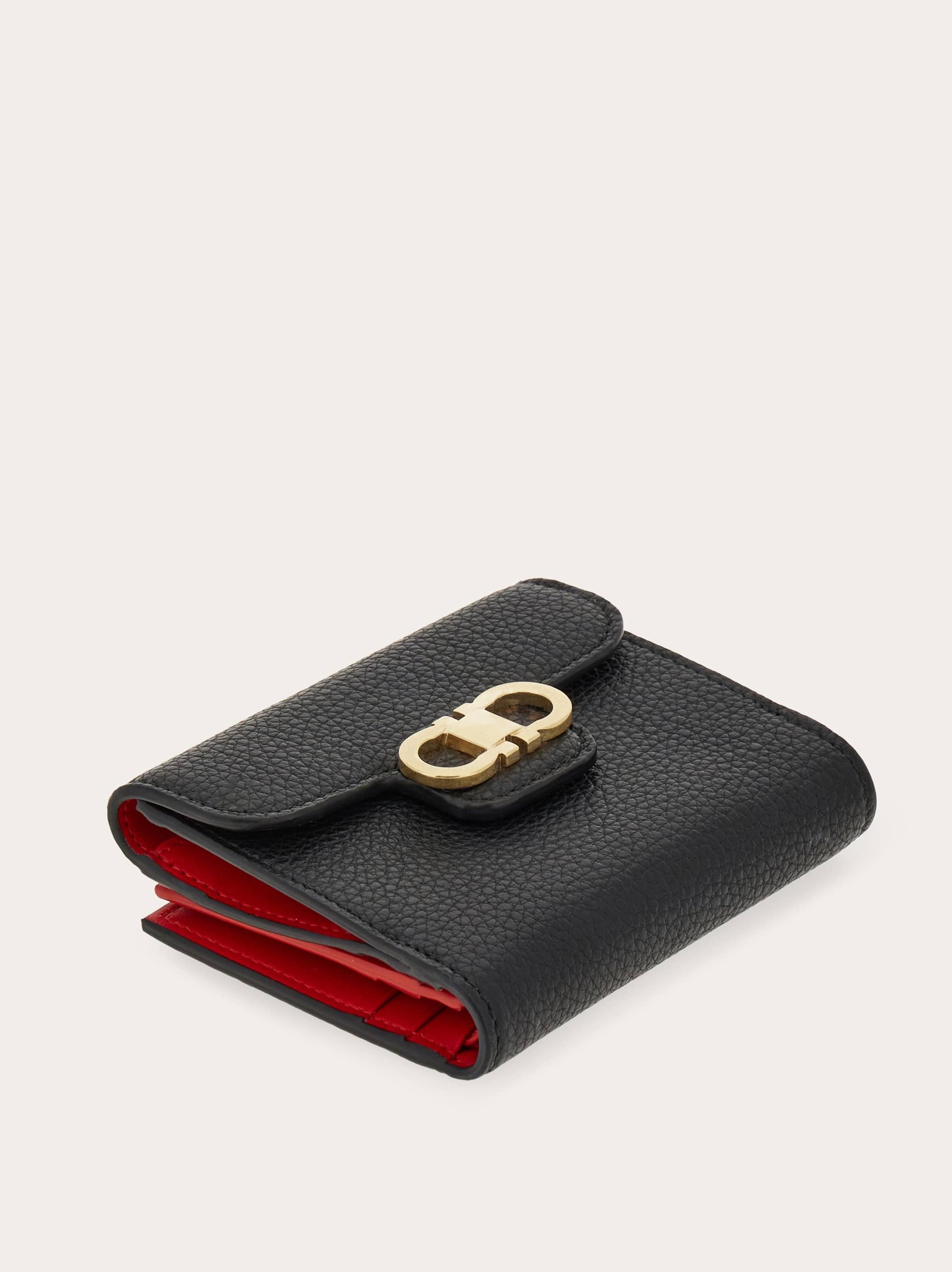  Ferragamo Women Gancini Compact Wallet Black 