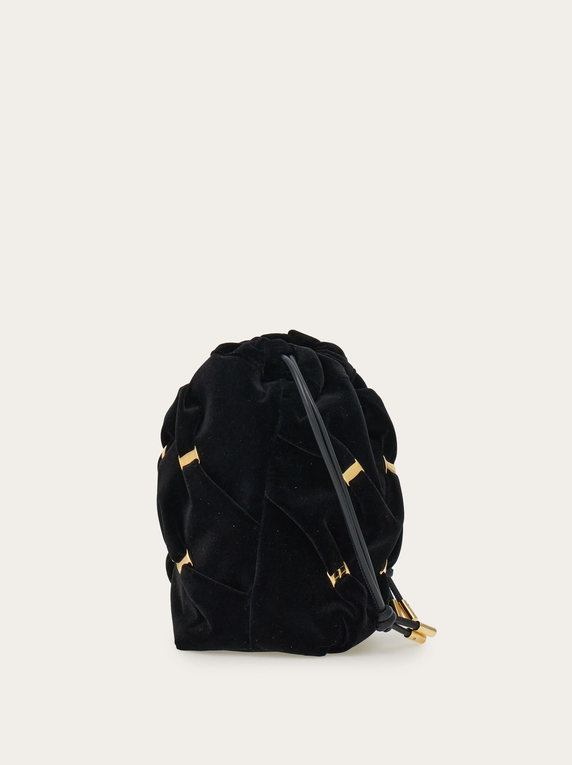  Ferragamo Damen Mini Beuteltasche Mit Mini-varini Schwarz 