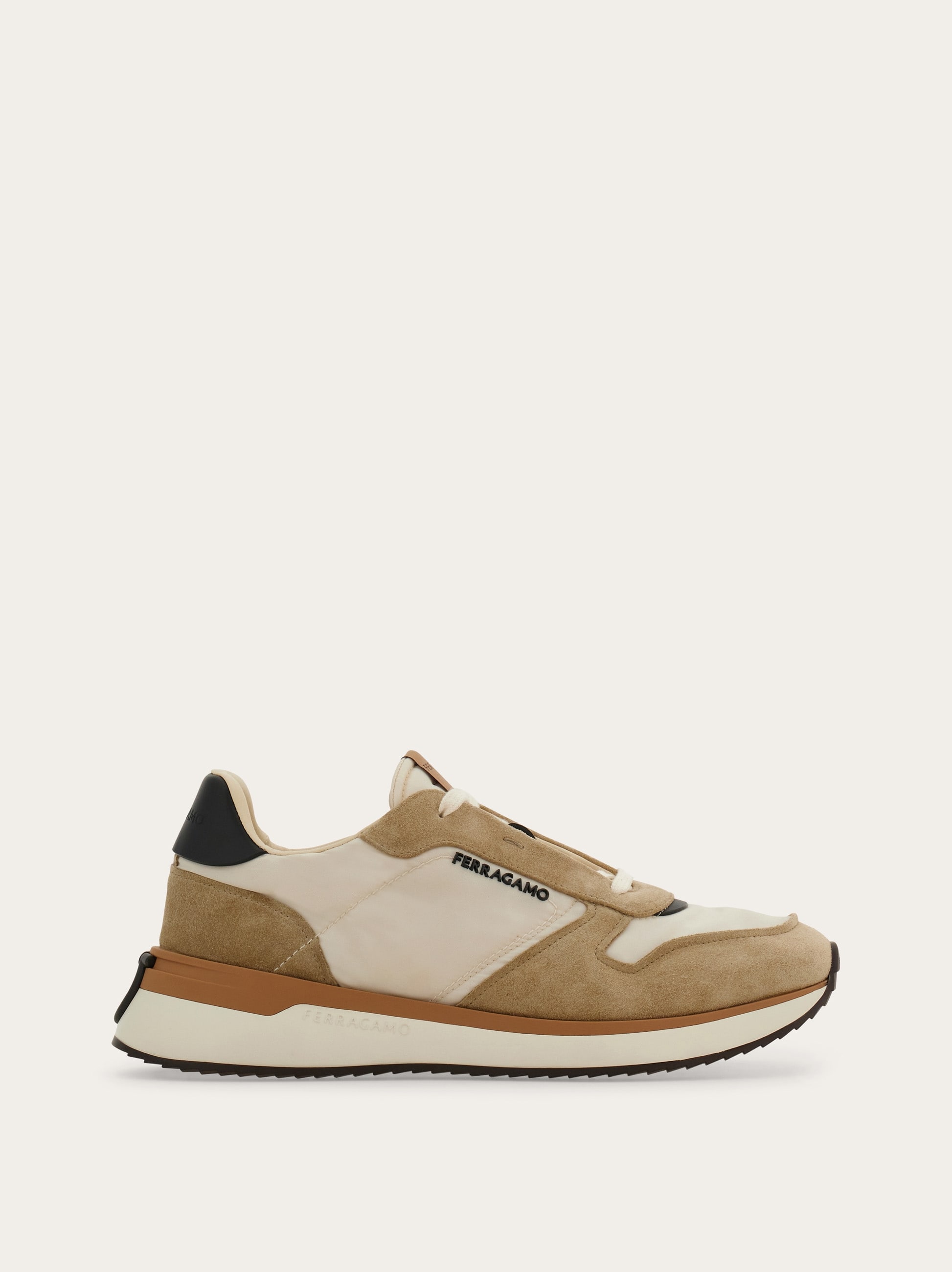 Ferragamo Uomo Sneaker bassa Beige Taglia 40.5