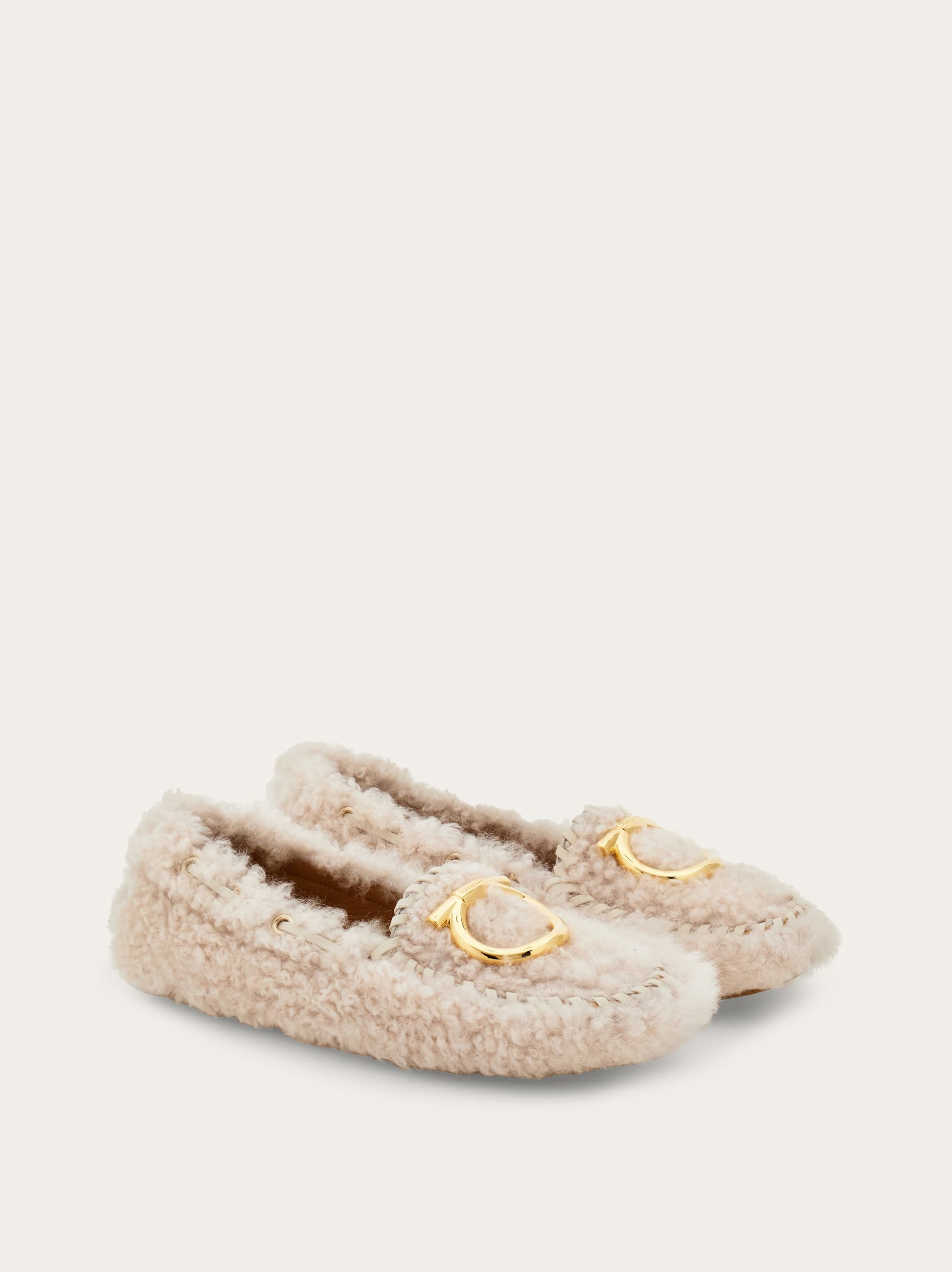  Ferragamo Damen Driver-mokassin Mit Gancini Weiß Größe 36 