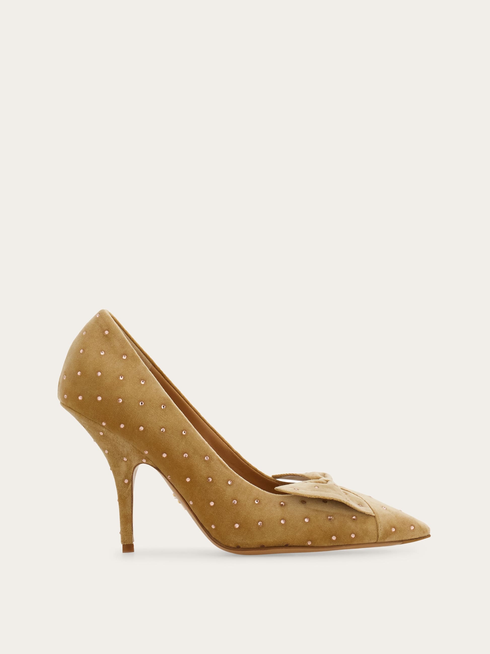 Ferragamo Mid Heel Pump With Bow Detail In Pink