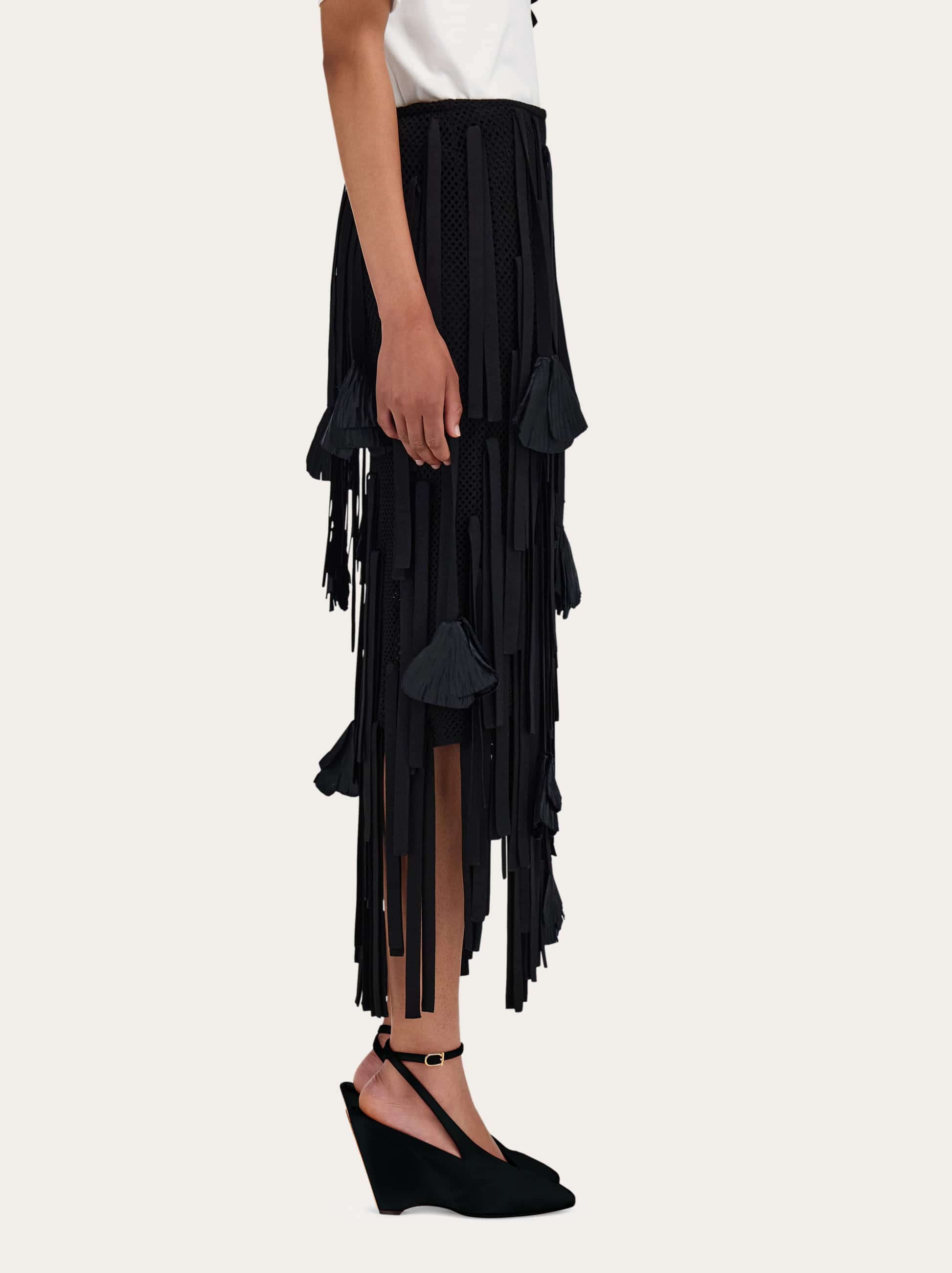  Ferragamo Damen Netzrock Mit Blüten Schwarz 