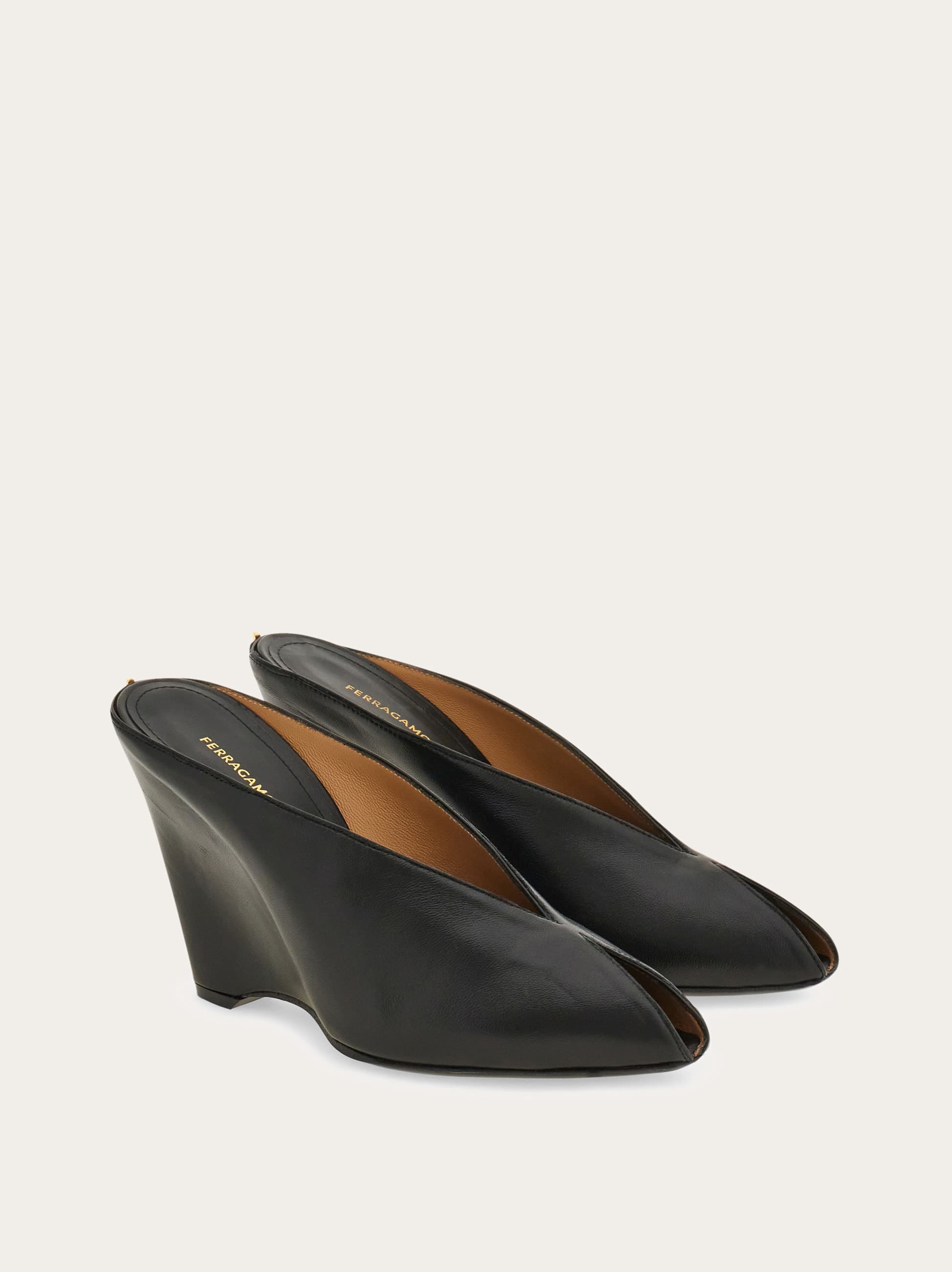 Ferragamo Alicia Leather Wedges Mules In Black