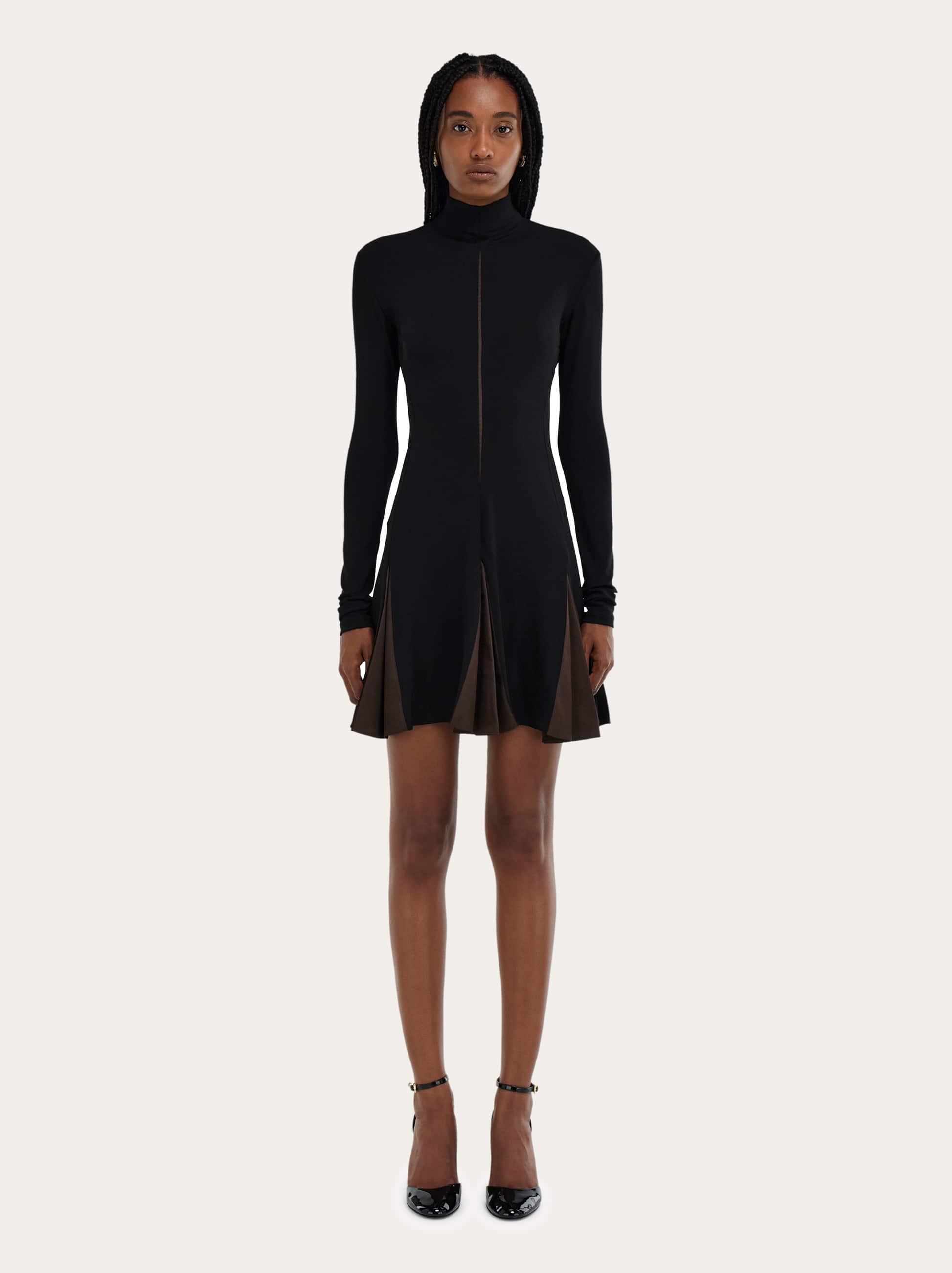  Ferragamo Damen Kurzes Kleid Schwarz 