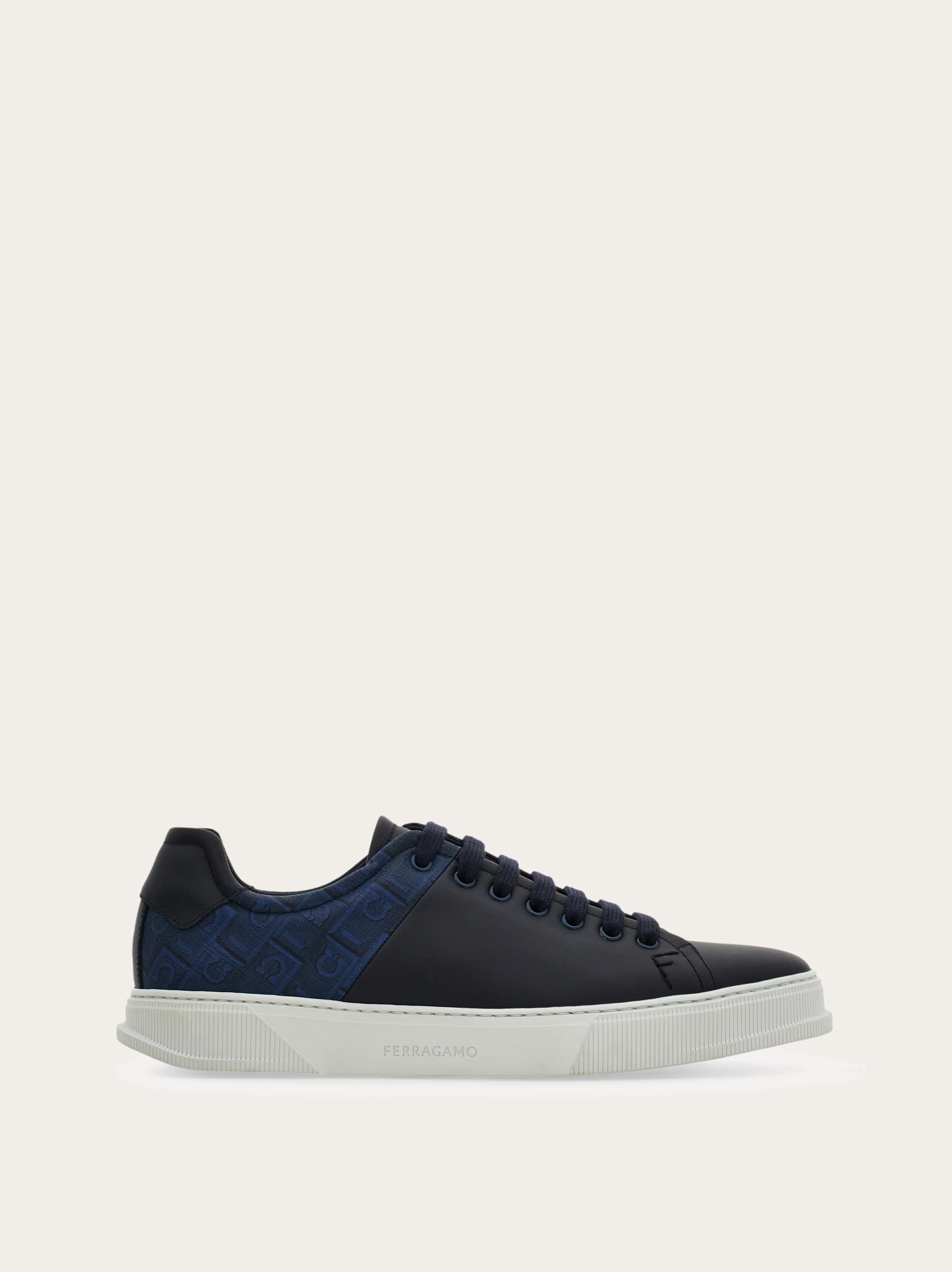 Ferragamo Uomo Sneaker bassa Blu Taglia 40