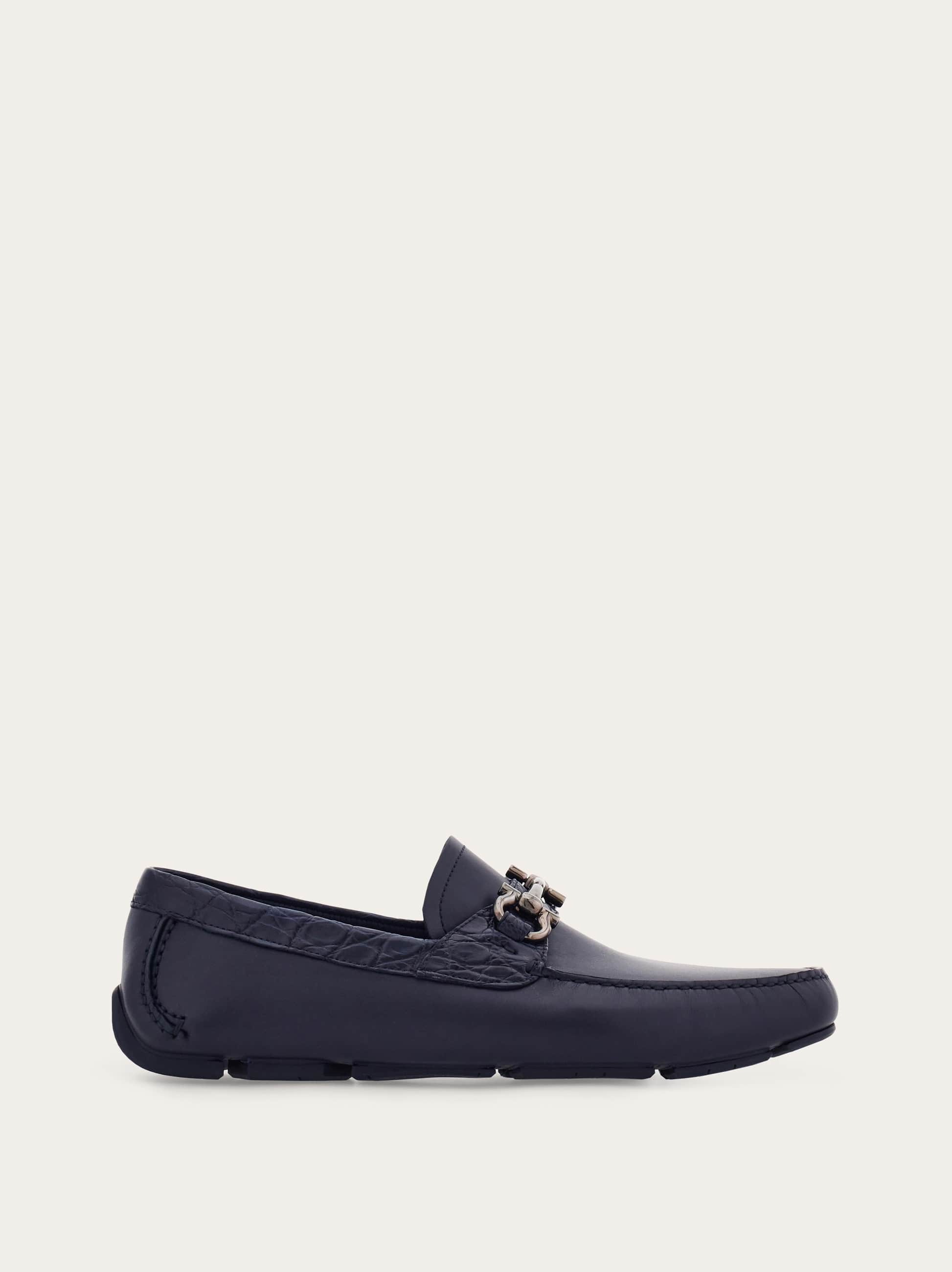 Ferragamo Uomo Driver con morsetto Gancini Blu Taglia 39