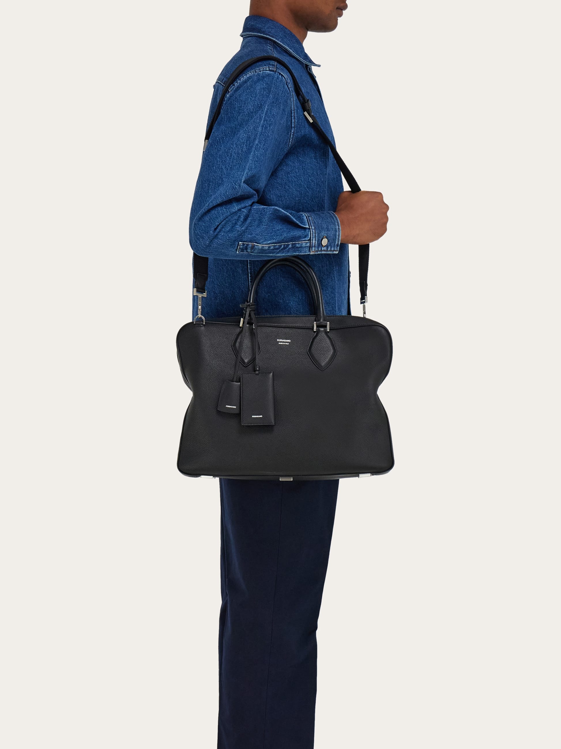  Ferragamo Herren Star-shaped Totebag Schwarz 