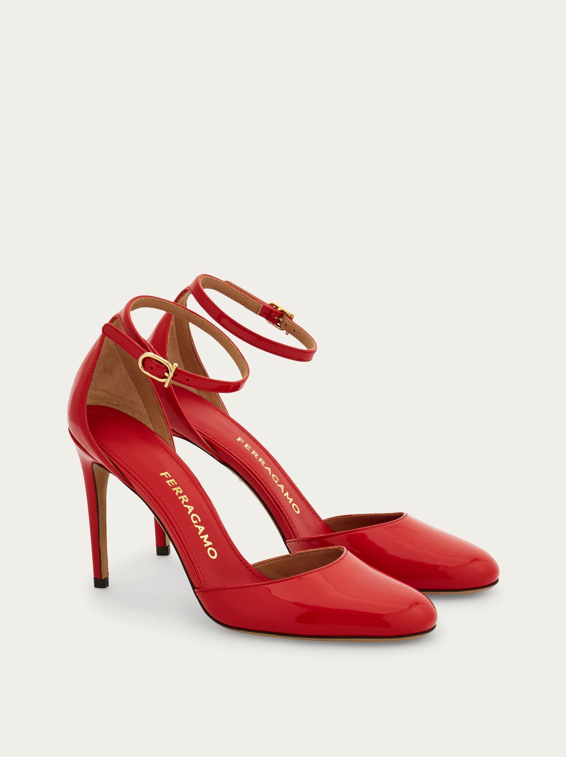 Ferragamo Maily Patent Leather Pumps In Red