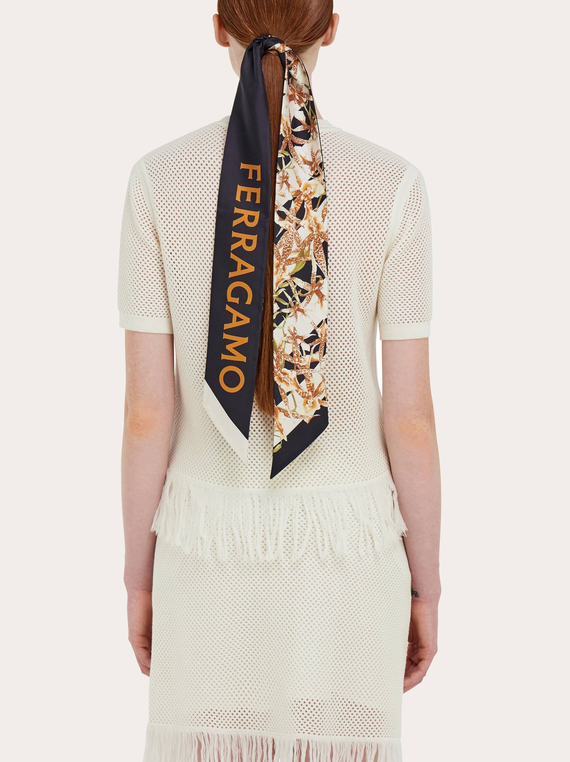 Ferragamo Gaia Scarf Floral Pattern Fringed Edges In Black