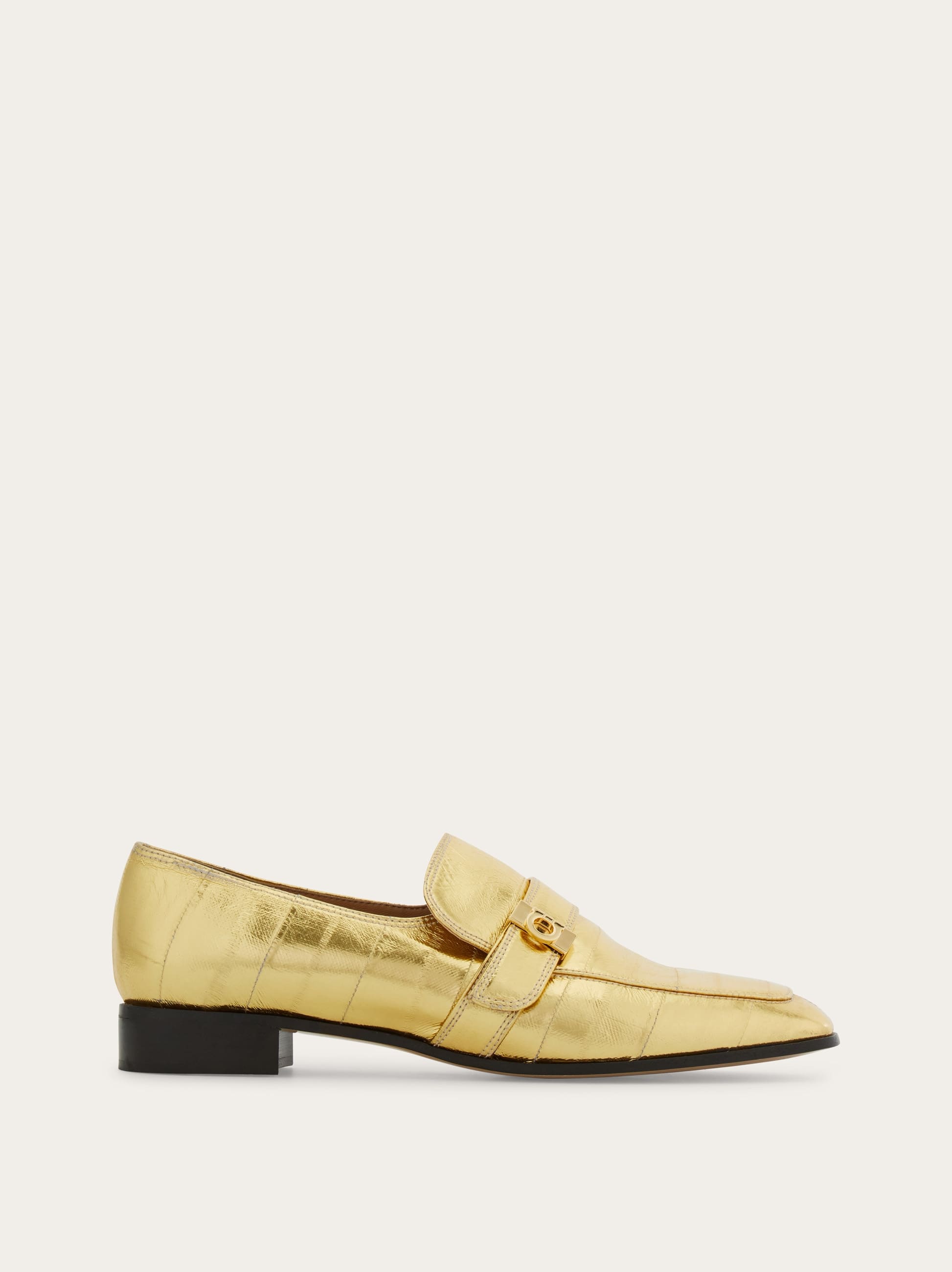 Ferragamo Donna Mocassino fibbia Hug Oro Taglia 36