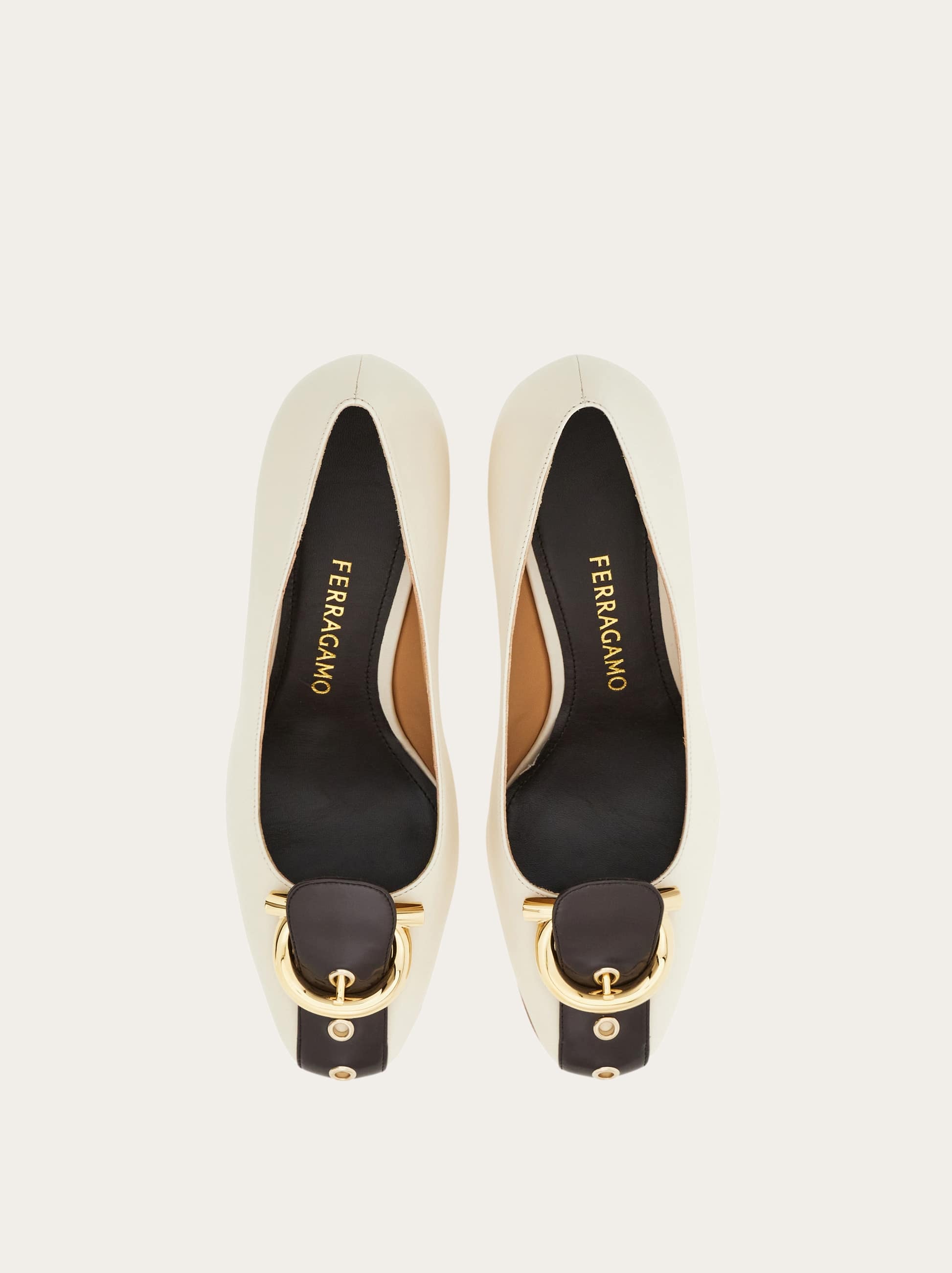  Ferragamo Damen Gancini-pumps Weiß Größe 36 