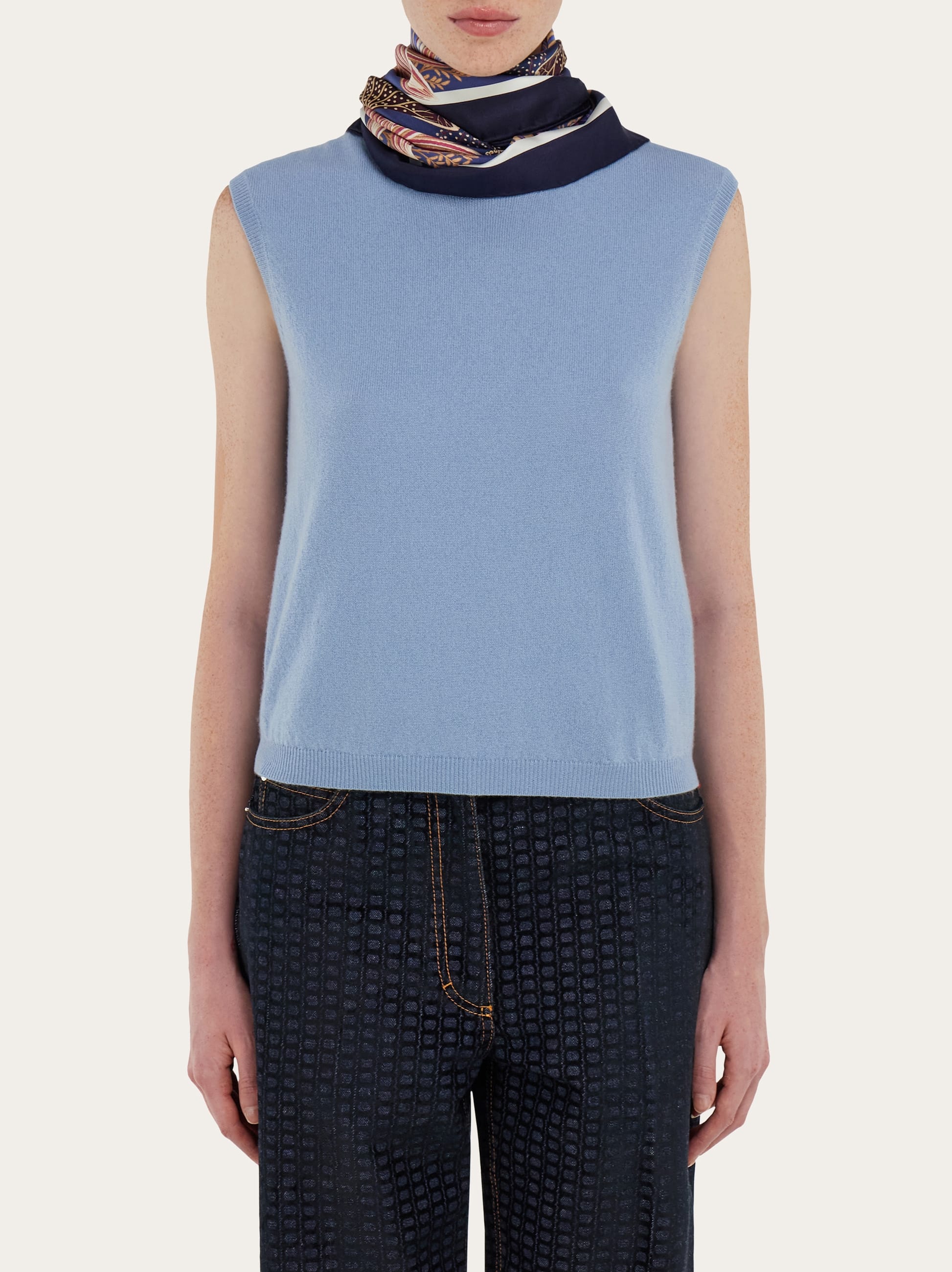  Ferragamo Damen Seidenhalstuch Mit Seerosen-print Blau 