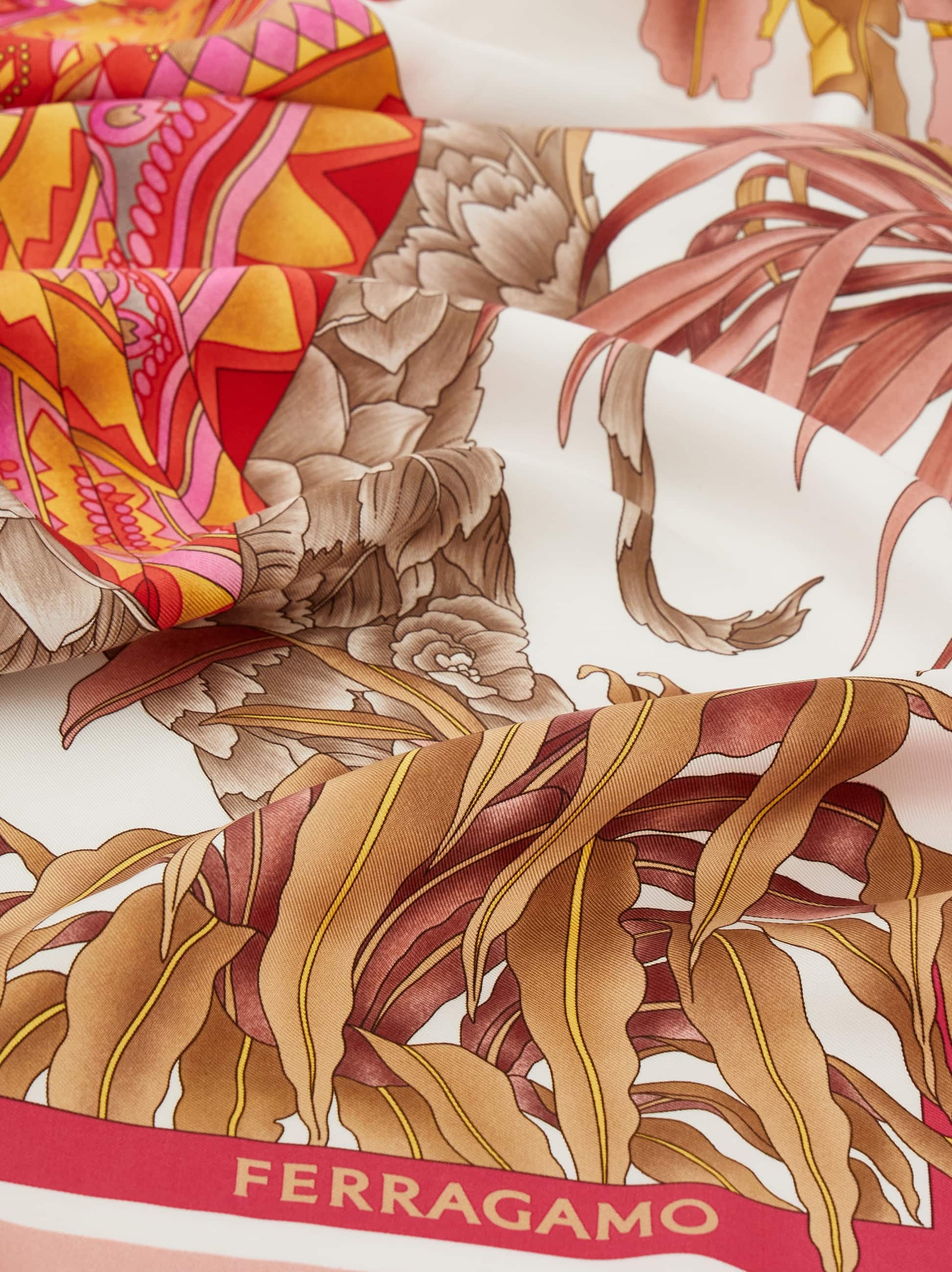  Ferragamo Damen Seidenhalstuch Mit Indien-print Rosa 